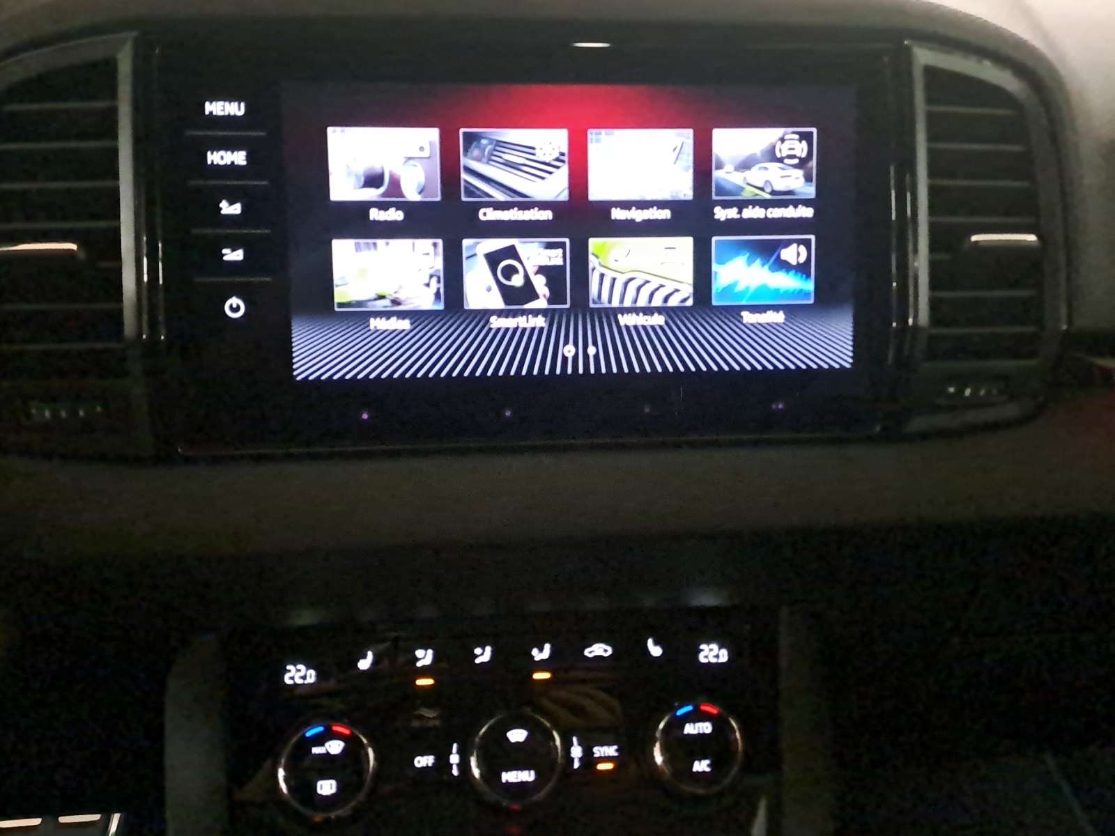 SKODA Karoq 2.0 TSI SportLine 4x4 DSG-image-10