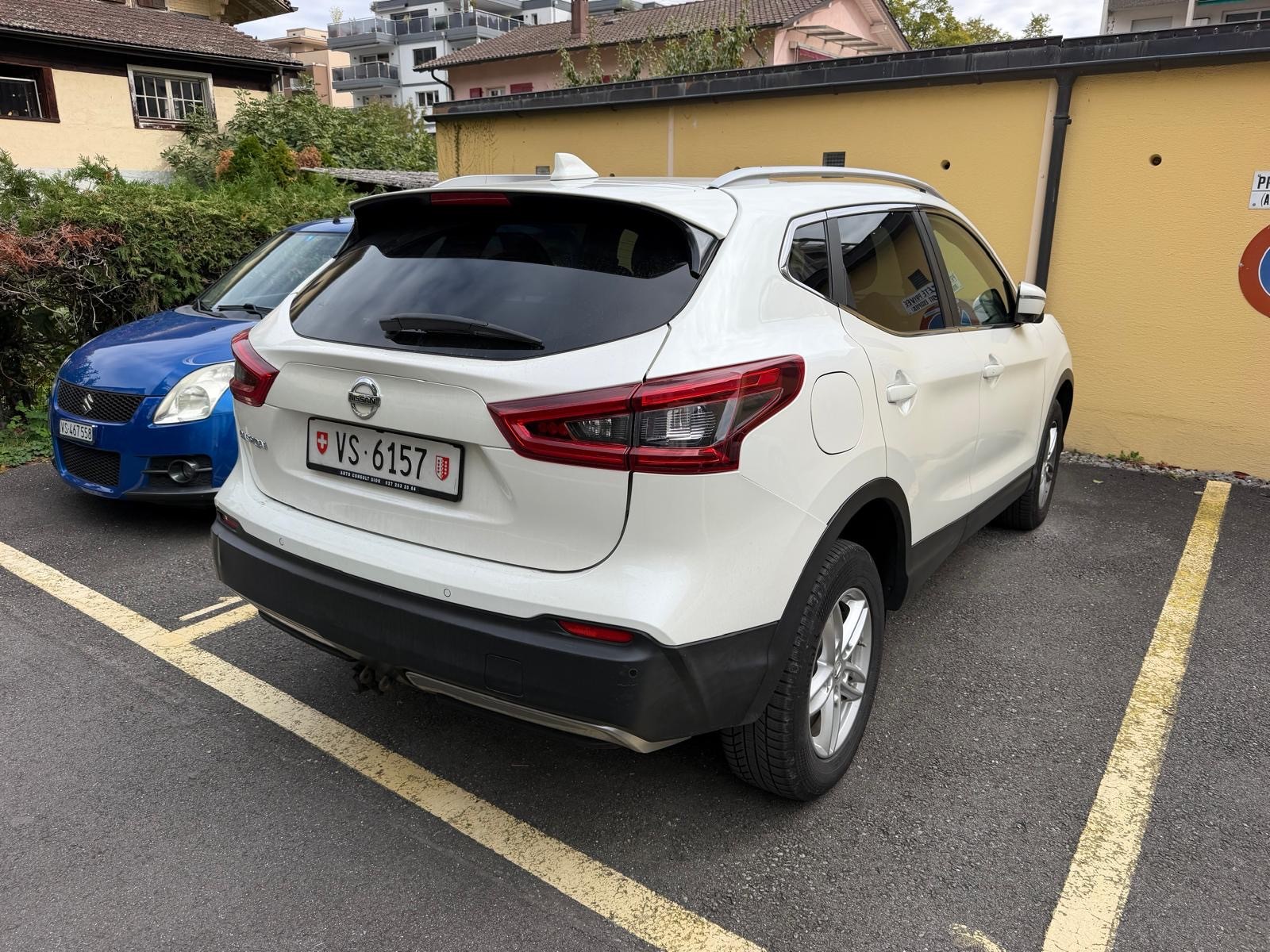 NISSAN Qashqai 1.7 dCi tekna Xtronic ALL-MODE 4x4-image-2