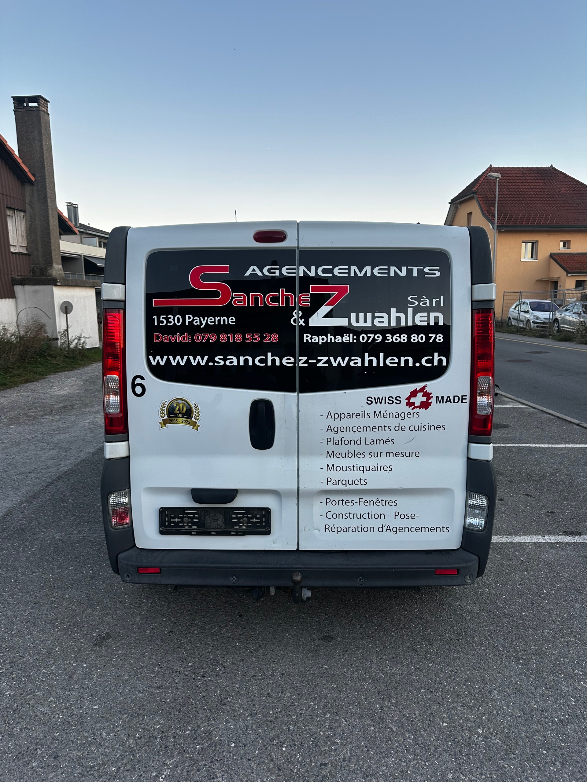 RENAULT Trafic 2.0 dCi 115 A 2.9t L1H1-image-4