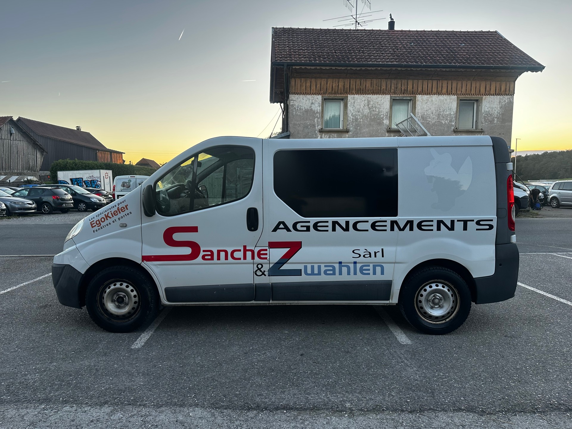 RENAULT Trafic 2.0 dCi 115 A 2.9t L1H1-image-2