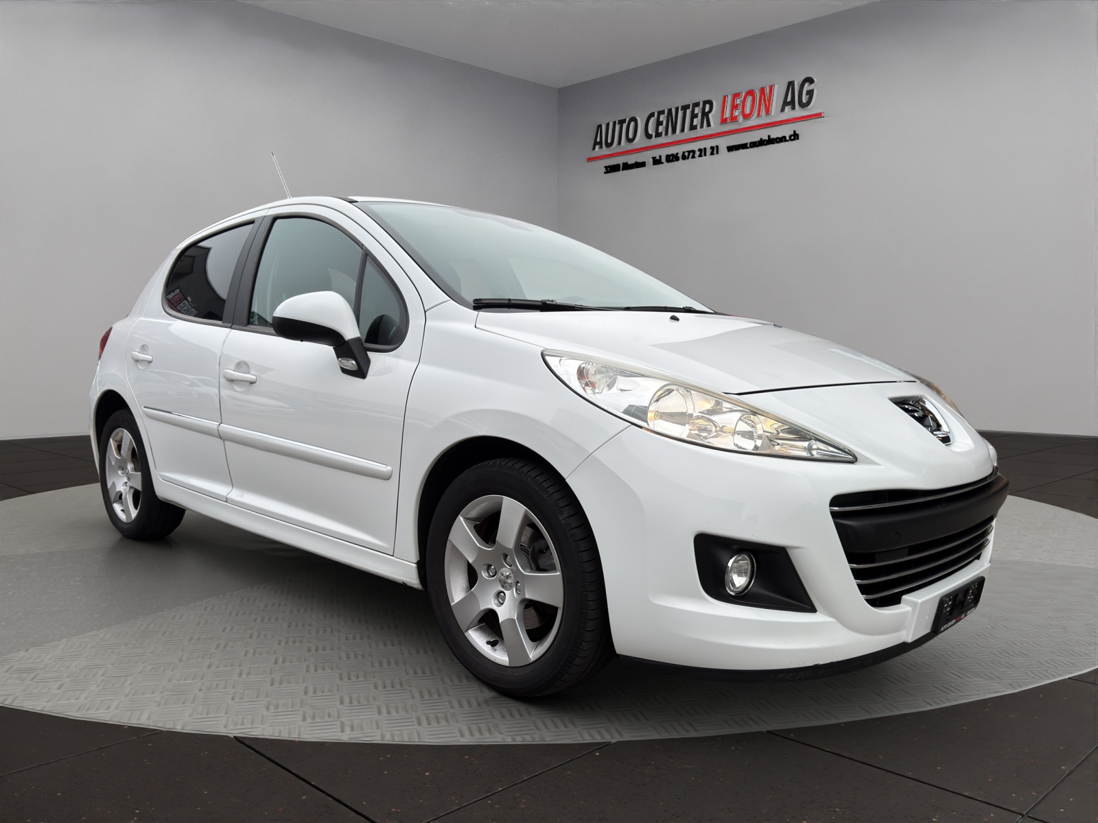 PEUGEOT 207 1.6 16V Sport Automatic-image-7