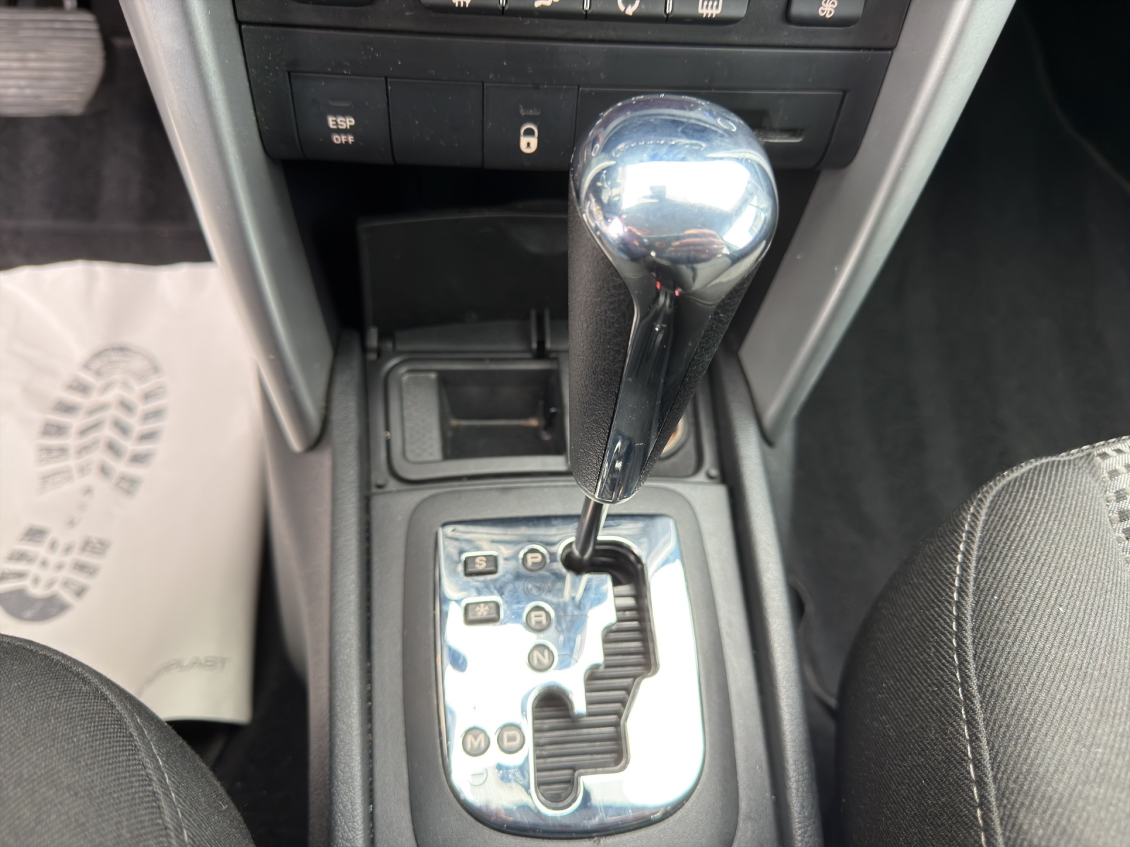 PEUGEOT 207 1.6 16V Sport Automatic-image-15