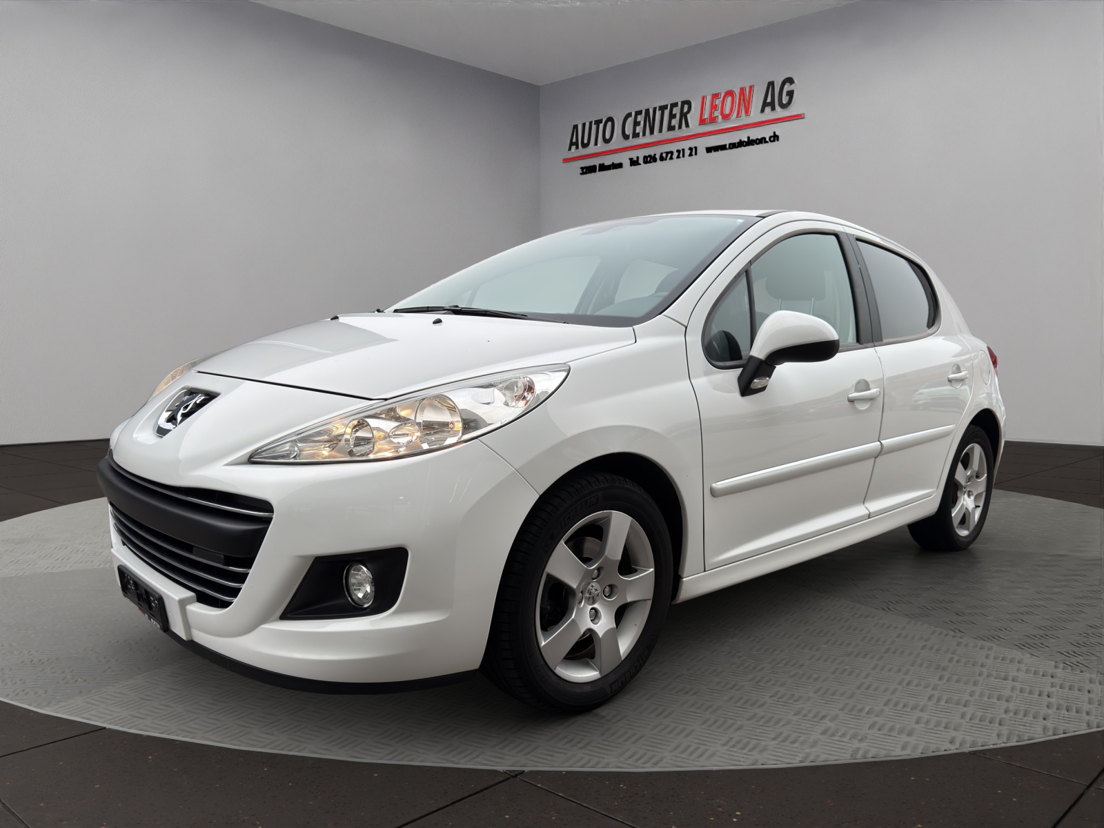 PEUGEOT 207 1.6 16V Sport Automatic-image-1