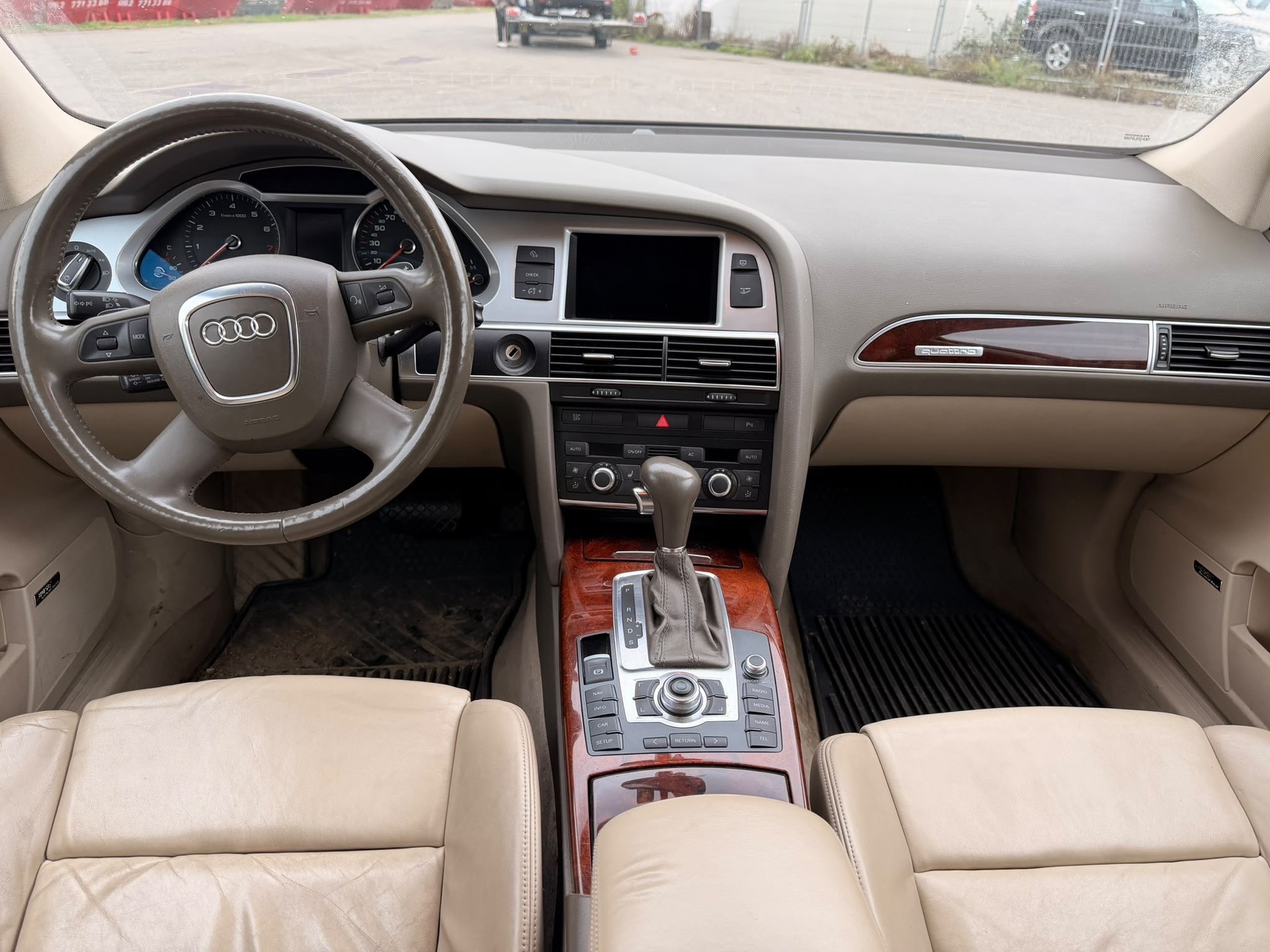 AUDI A6 Avant 3.0 TFSI quattro tiptronic-image-5