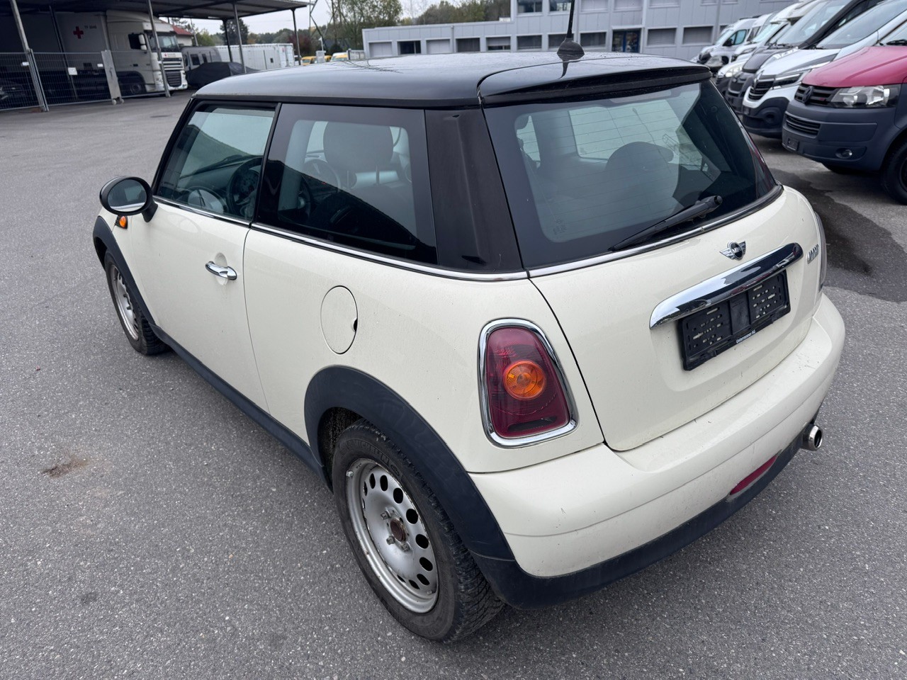 MINI Cooper-image-3