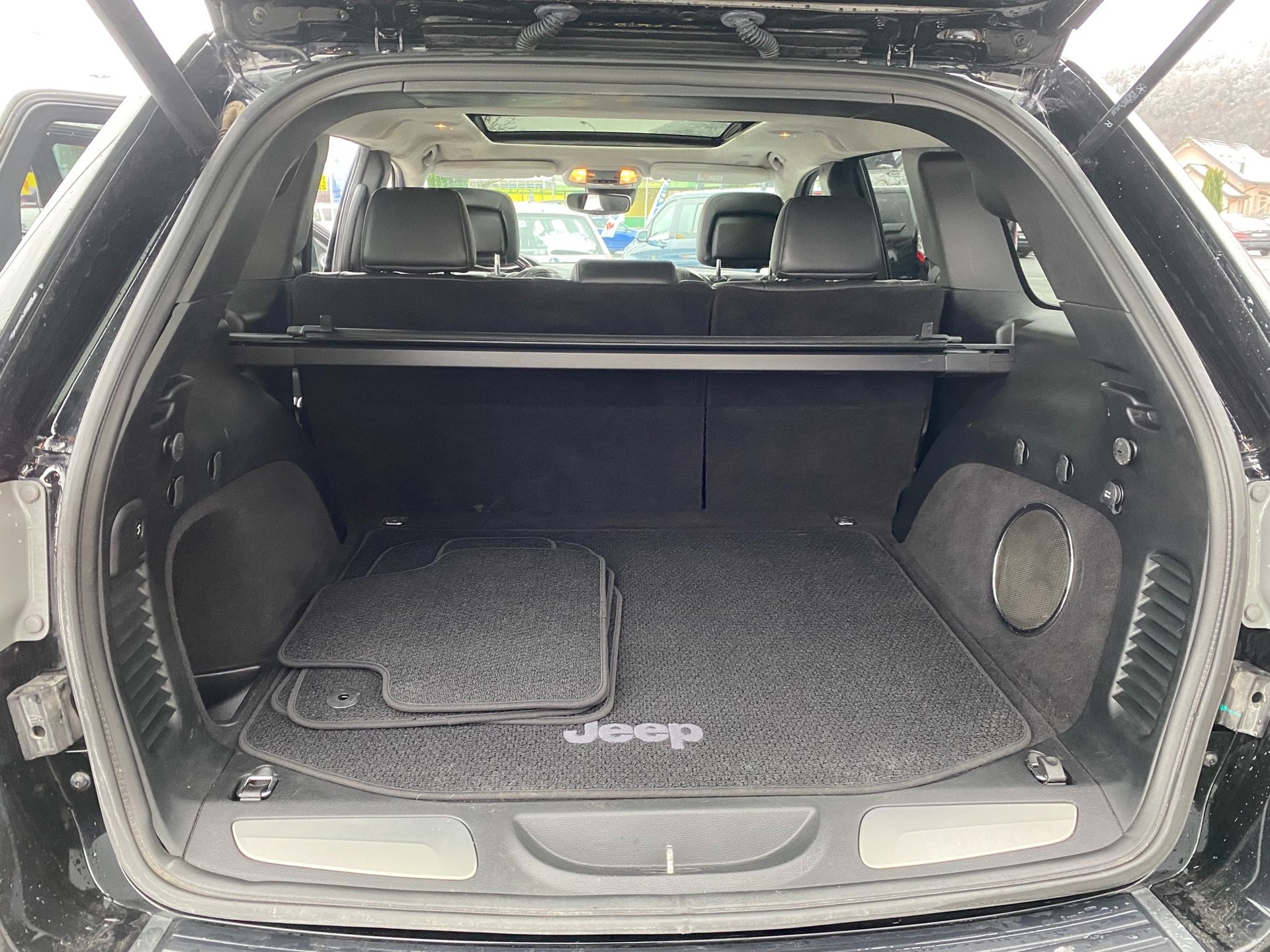 JEEP Gr.Cherokee 3.0CRD Summit-image-12