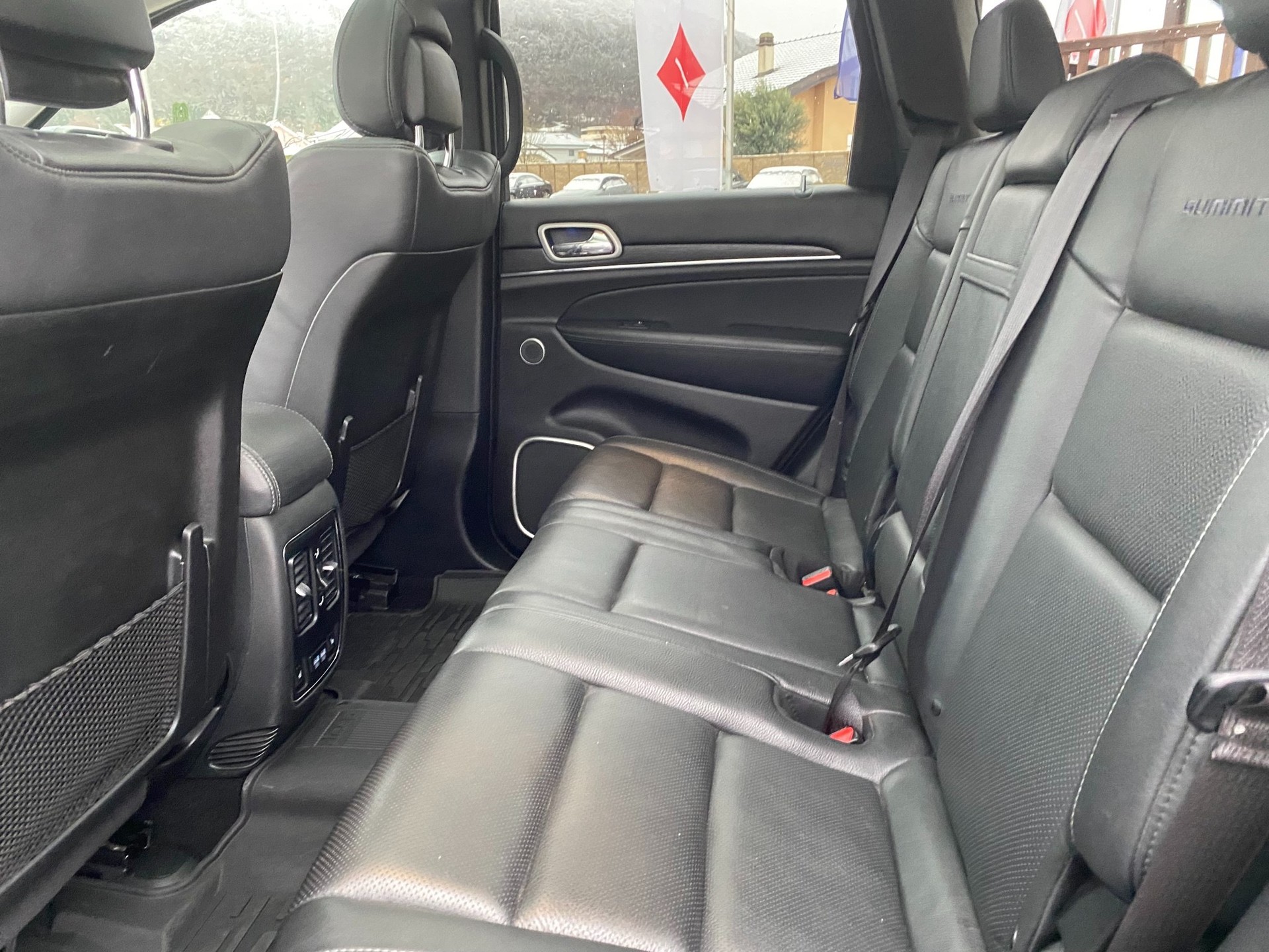 JEEP Gr.Cherokee 3.0CRD Summit-image-11