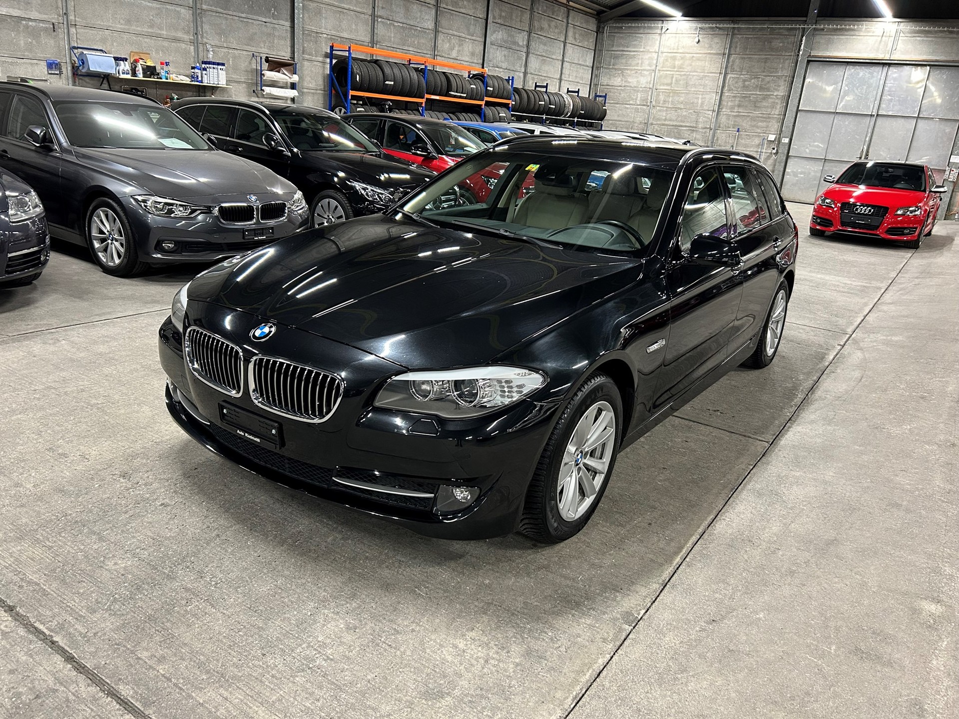 BMW 523i Touring Steptronic-image-7