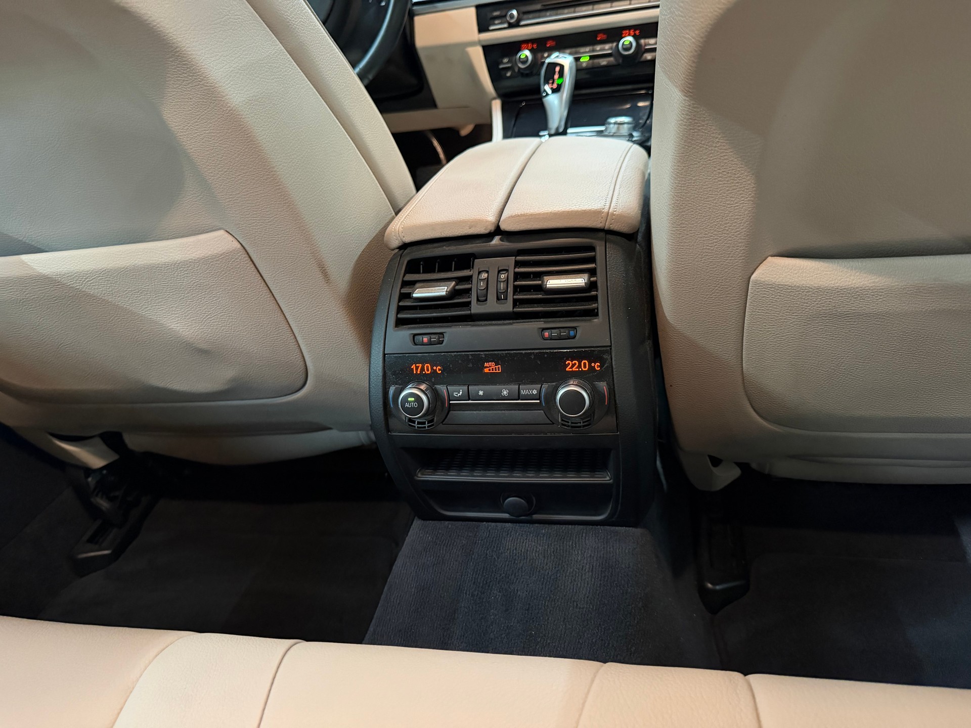BMW 523i Touring Steptronic-image-15