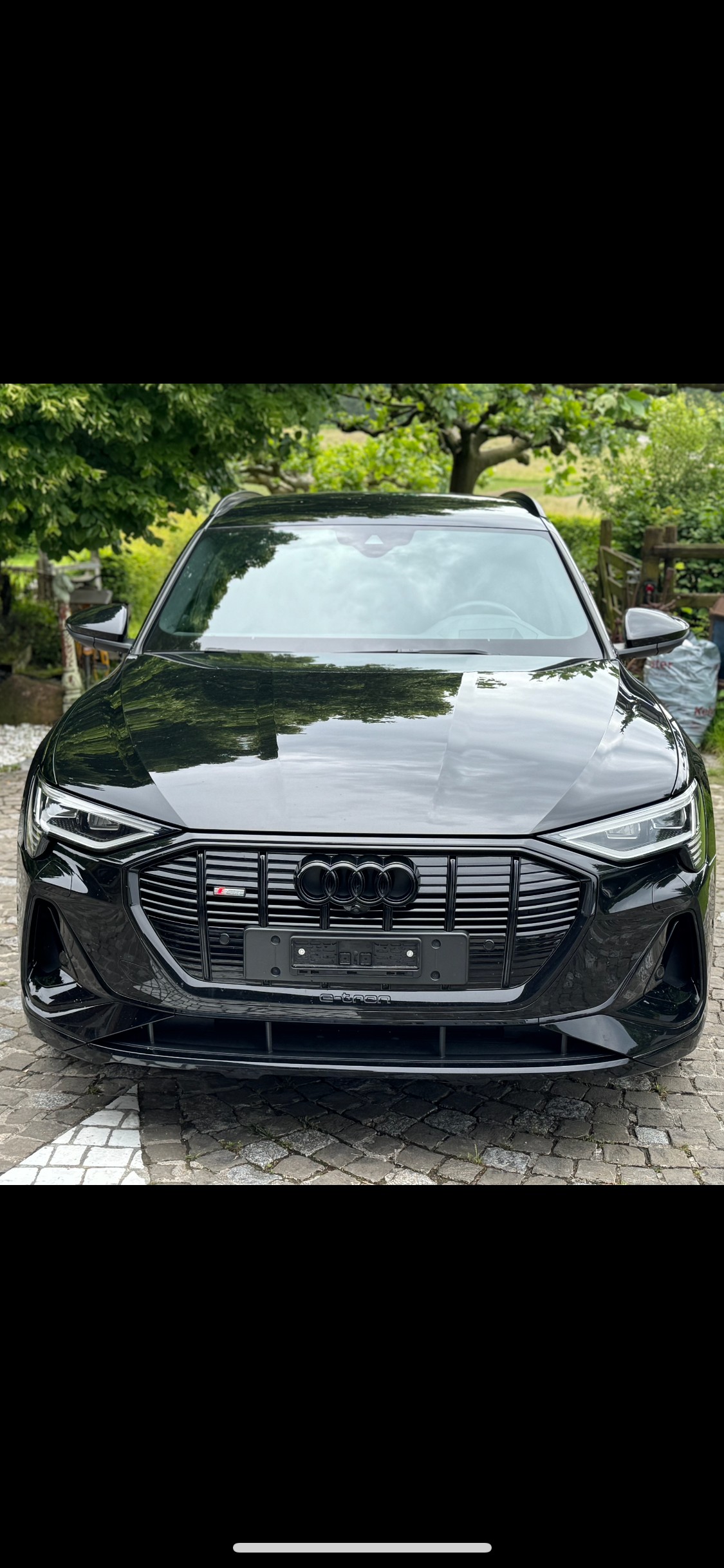 AUDI e-tron 55 S Line Black Edition quattro-image-0