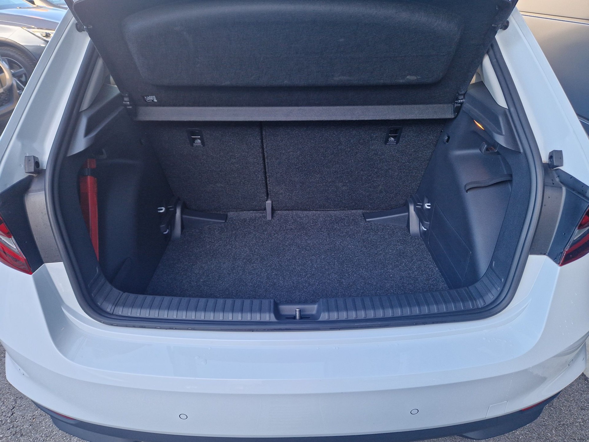 SKODA Fabia 1.0 TSI Selection DSG-image-4