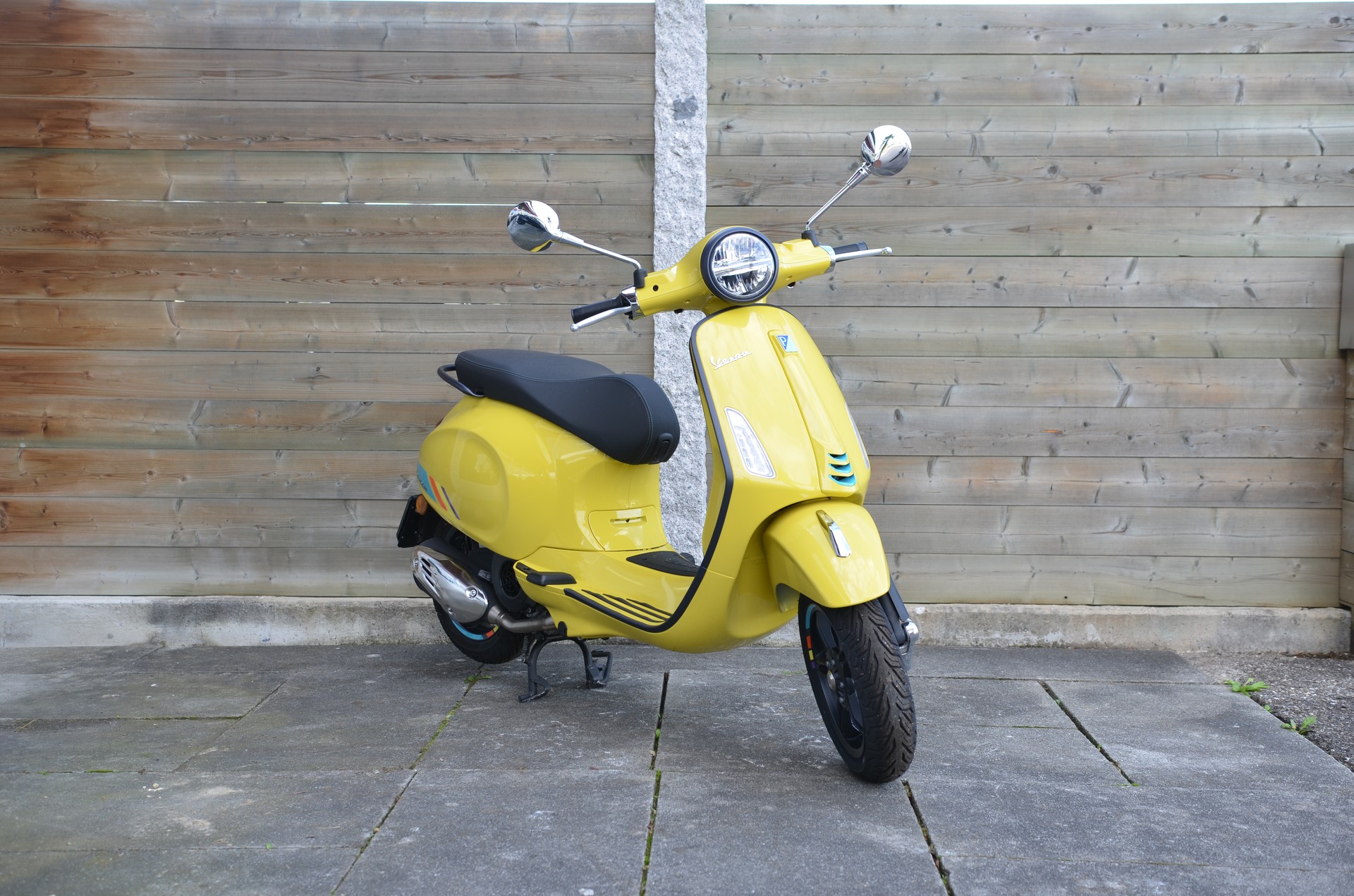 PIAGGIO Vespa 125 Primavera Sport-showroom-element-3