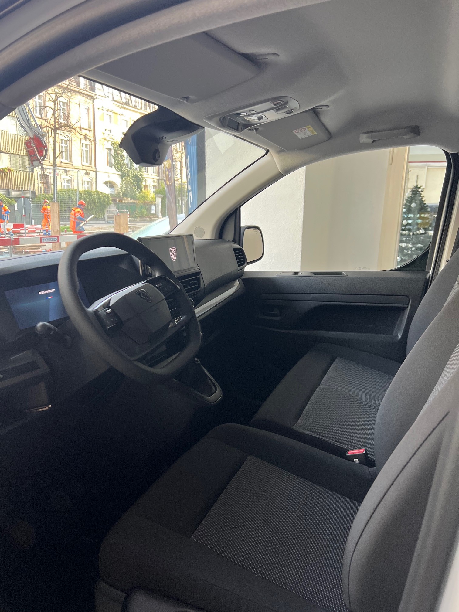 PEUGEOT Expert 1.5 BlueHDi 120 S&S Standard-image-2