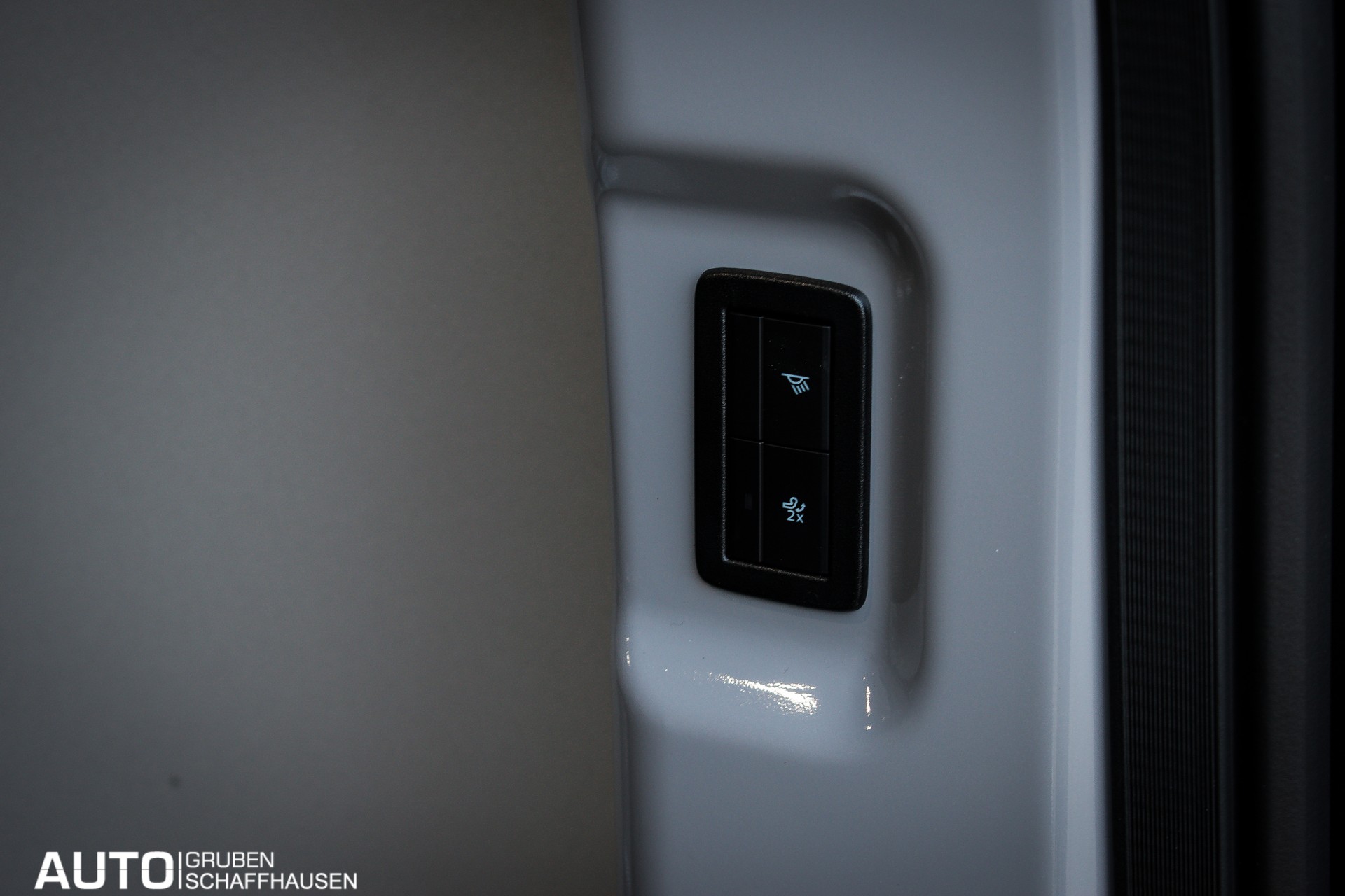 FORD Transit Custom Van 320 L1H1 Sport Automat 4x4-image-27