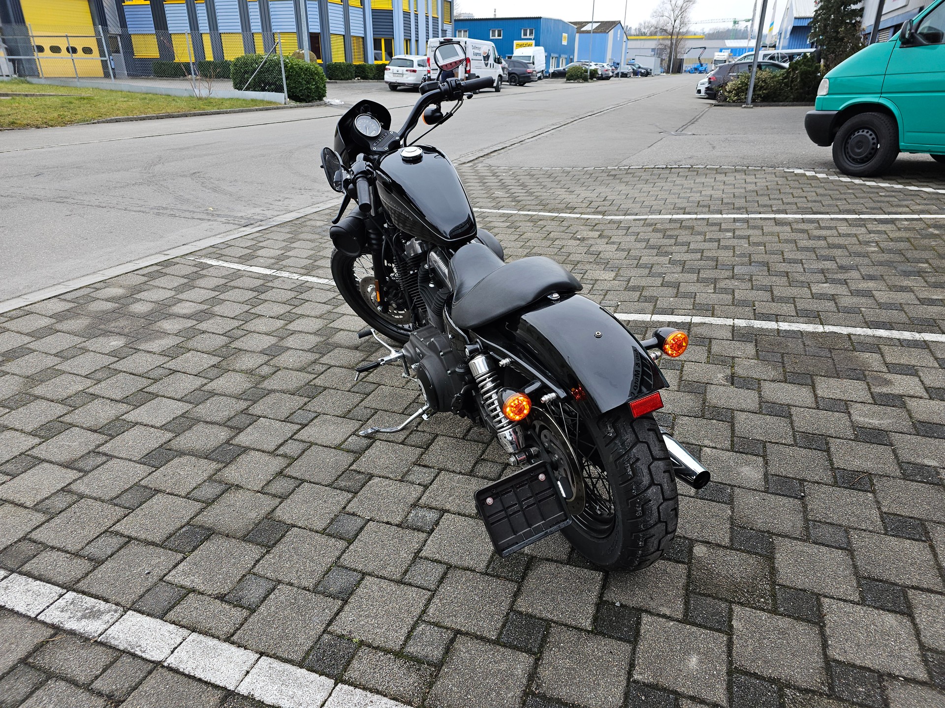 HARLEY-DAVIDSON XL 1200 N Sportster Nightster-image-2