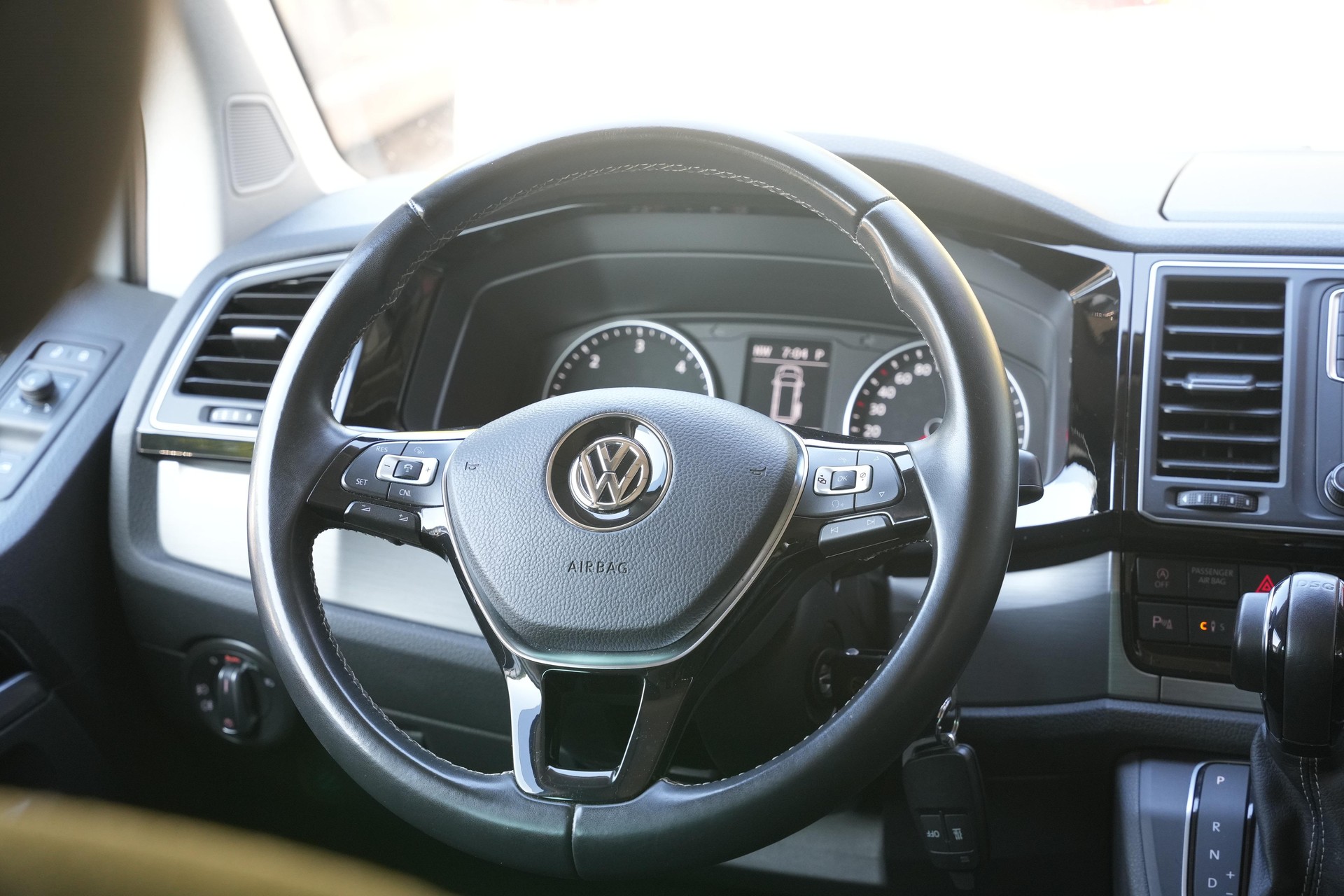 VW T6 California 2.0 TDI Beach Storm 235 Edition 4-Motion-image-11