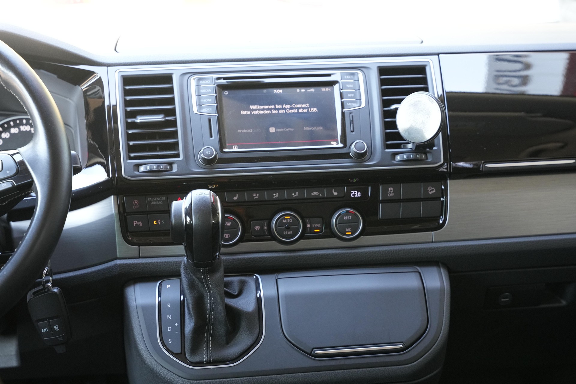 VW T6 California 2.0 TDI Beach Storm 235 Edition 4-Motion-image-12