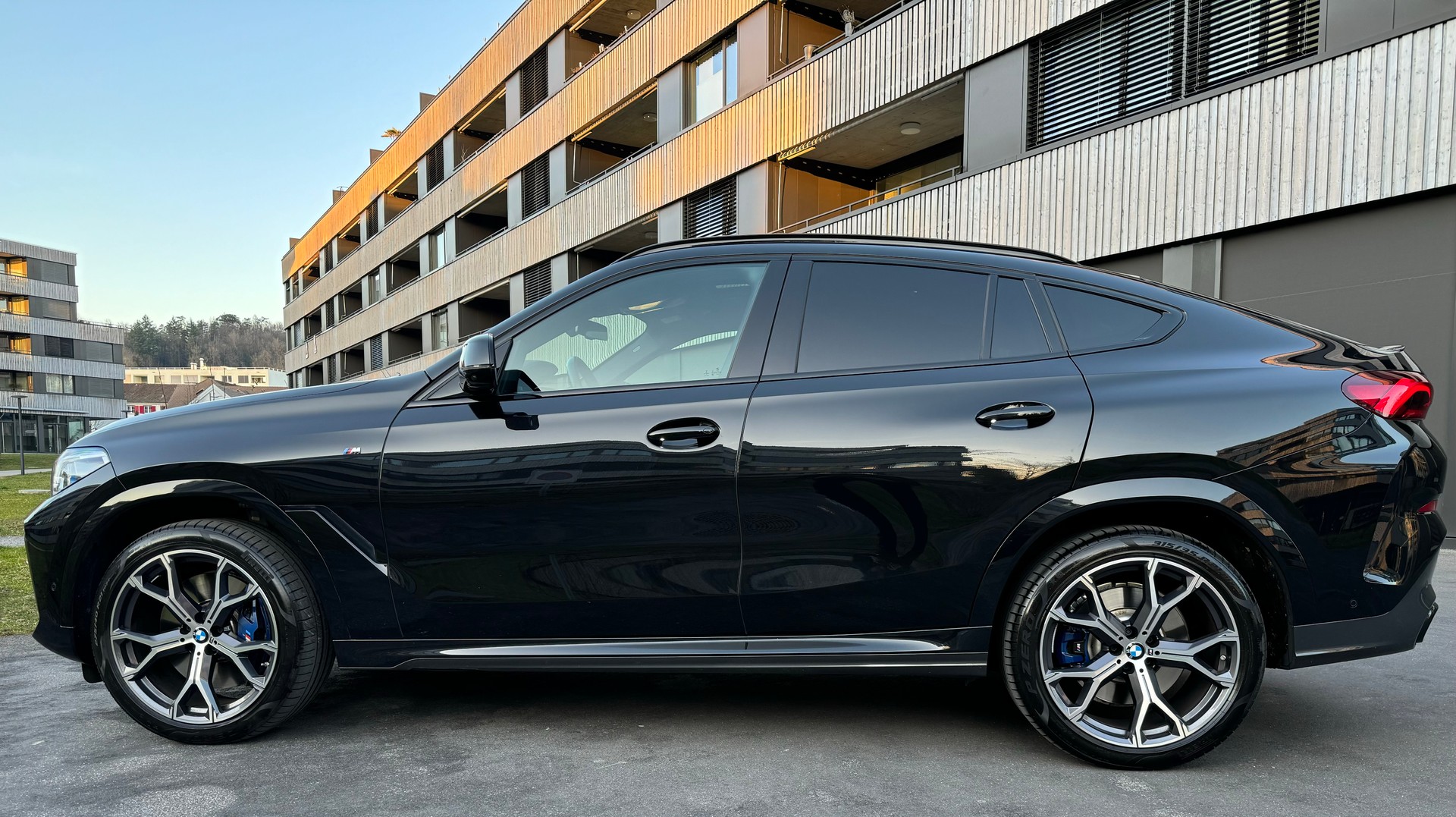 BMW X6 xDrive 48V 40d Steptronic M Sport-image-1