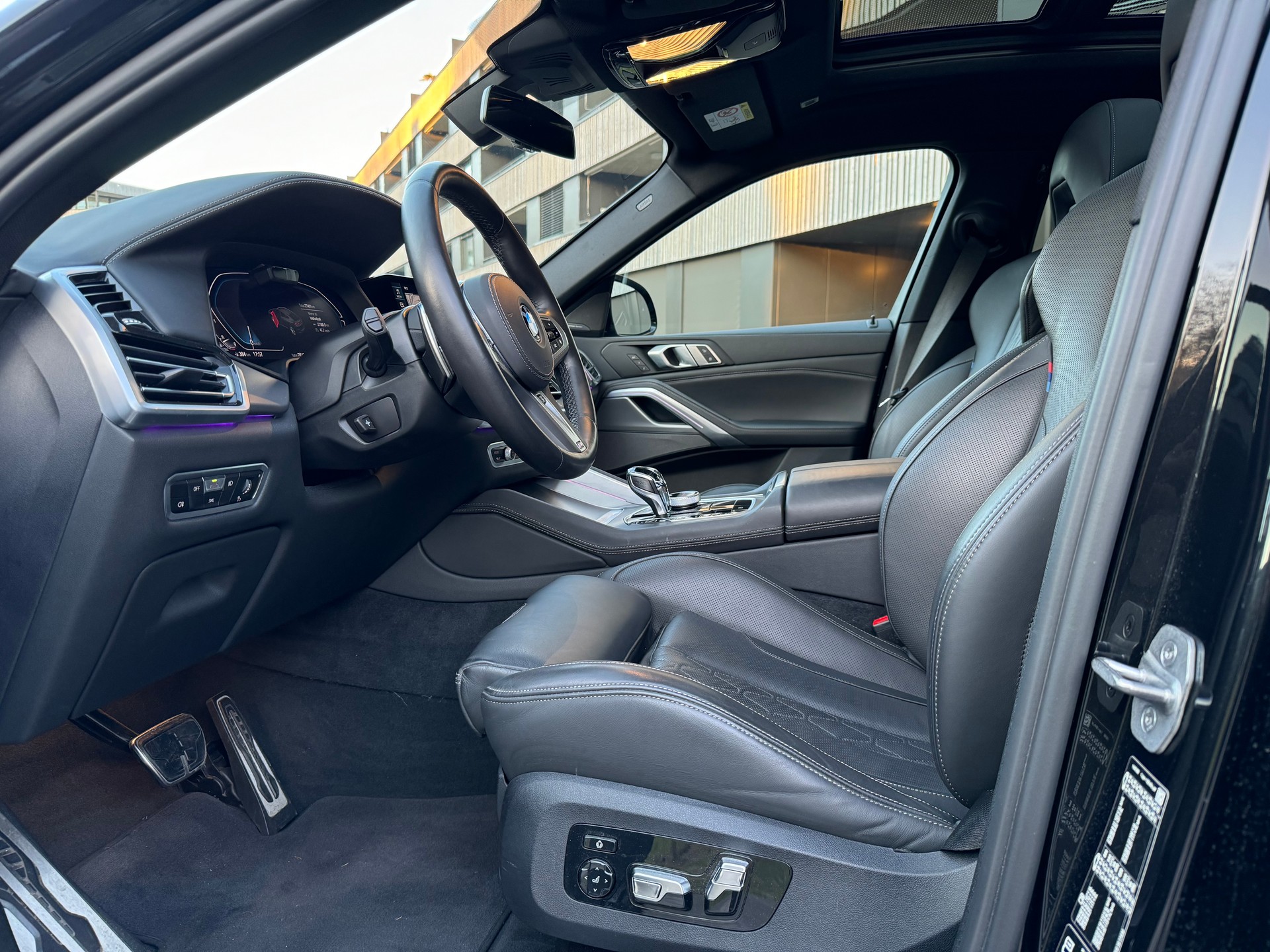 BMW X6 xDrive 48V 40d Steptronic M Sport-image-4
