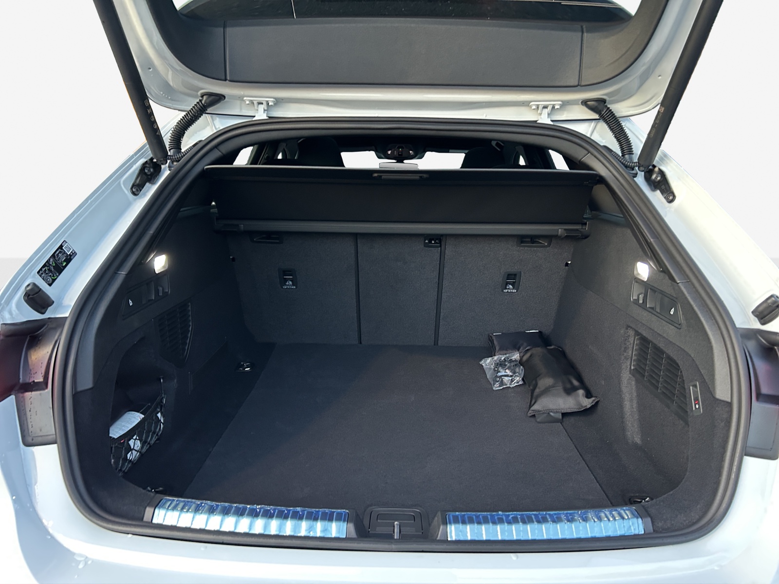 AUDI A5 Avant TFSI quattro 150 kW S tronic-image-11