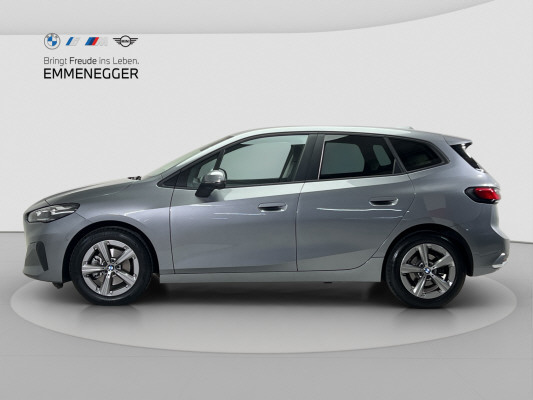 BMW 218i Active Tourer-image-1
