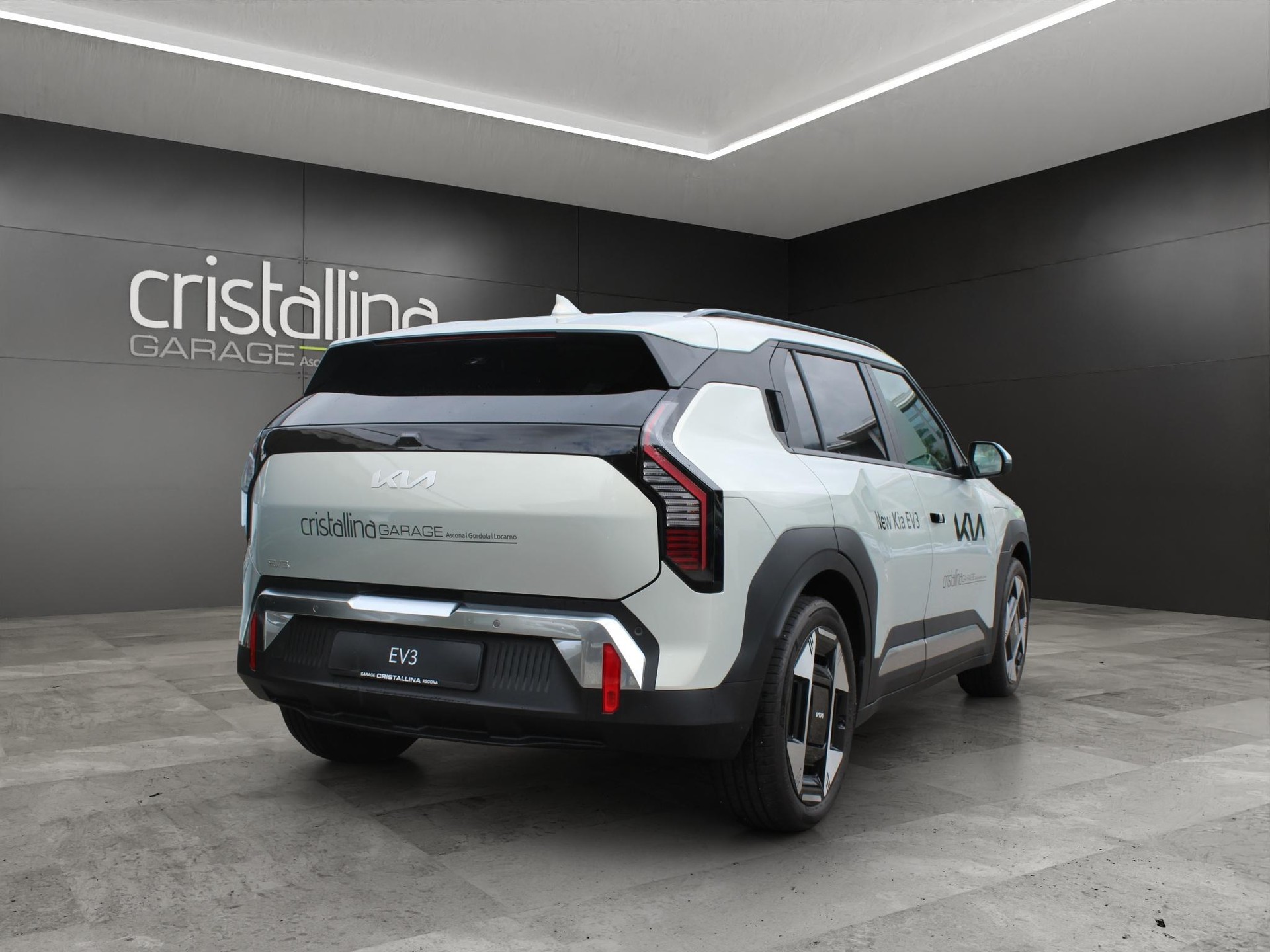 KIA EV3 81 kWh Earth+-image-3
