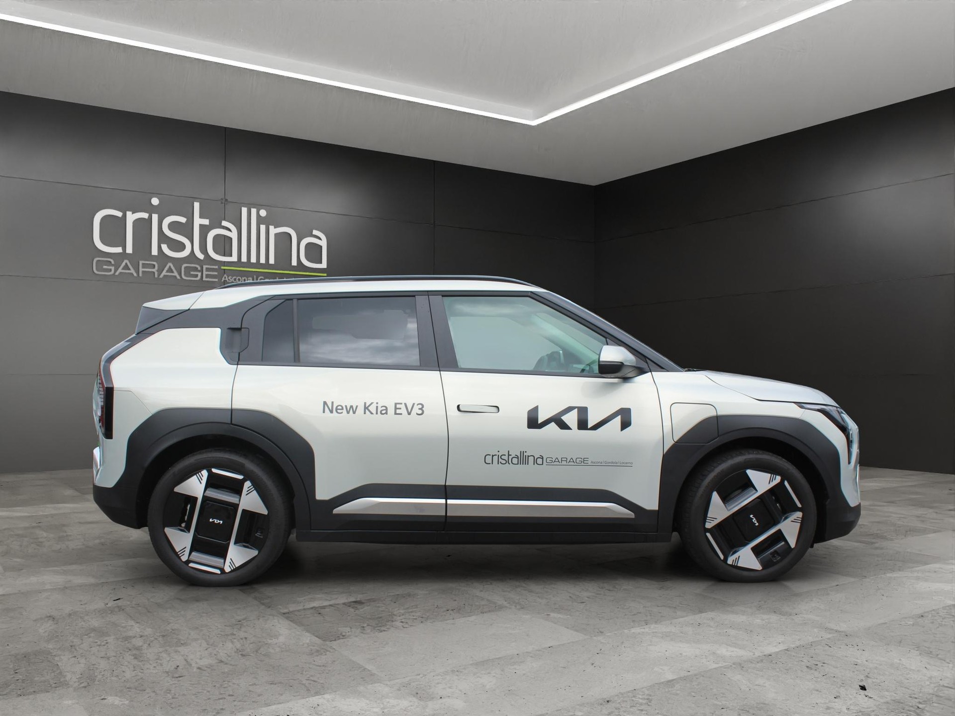 KIA EV3 81 kWh Earth+-image-4