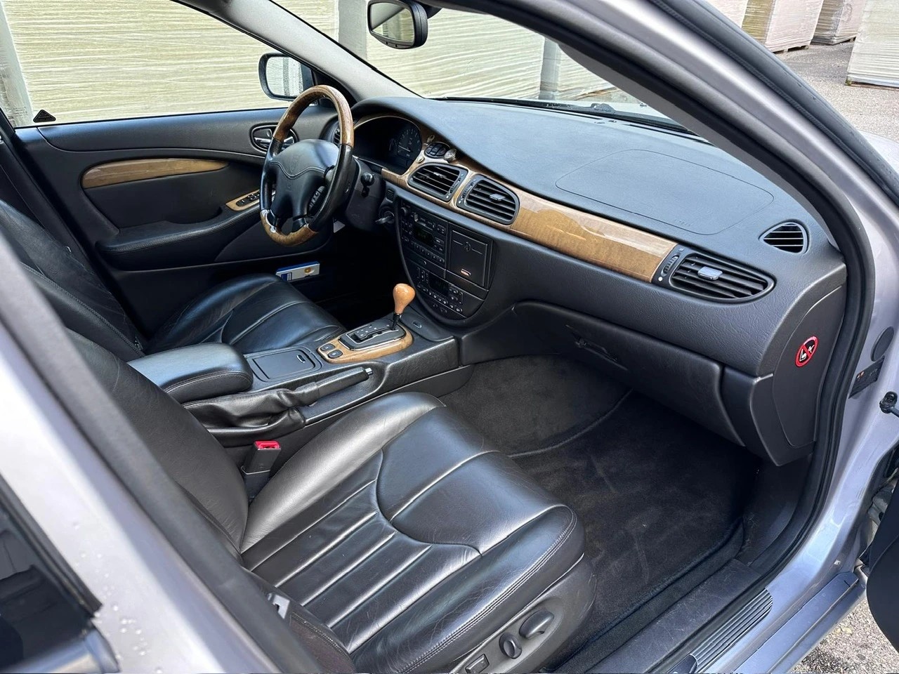 JAGUAR S-Type 4.0 V8-image-8