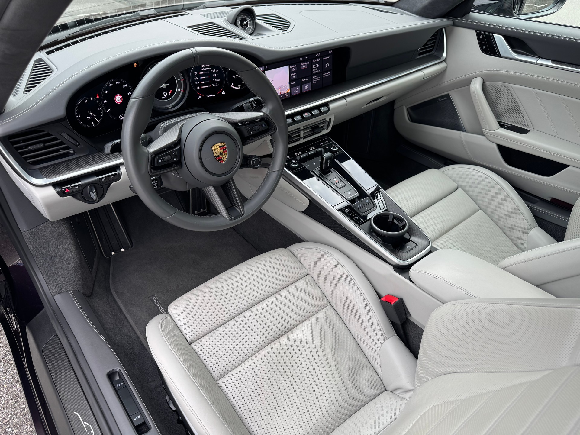 PORSCHE 911 Turbo S PDK-image-11