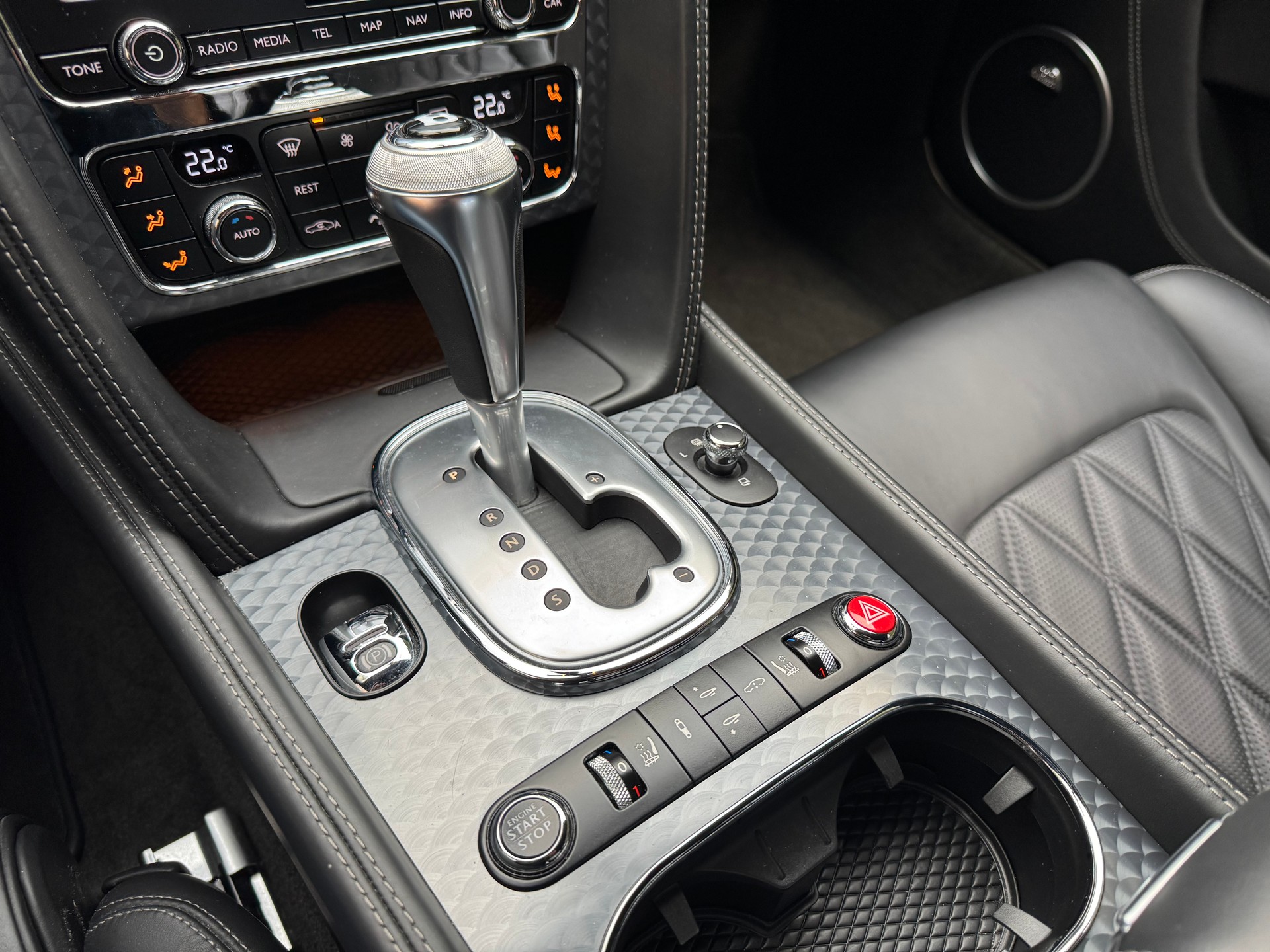 BENTLEY Continental GT Speed 6.0 W12-image-12