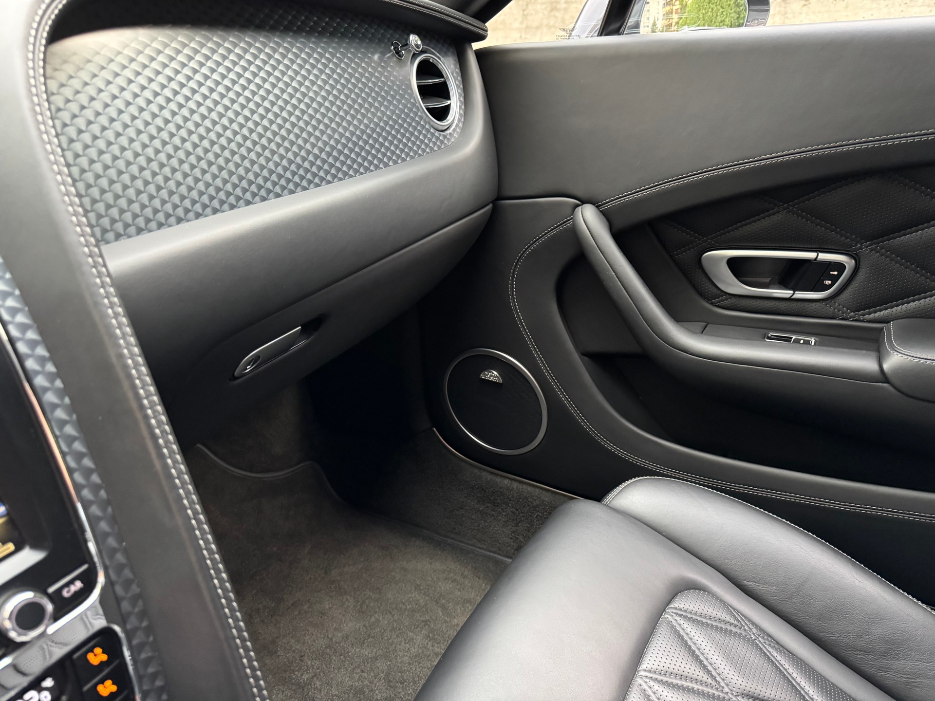 BENTLEY Continental GT Speed 6.0 W12-image-18