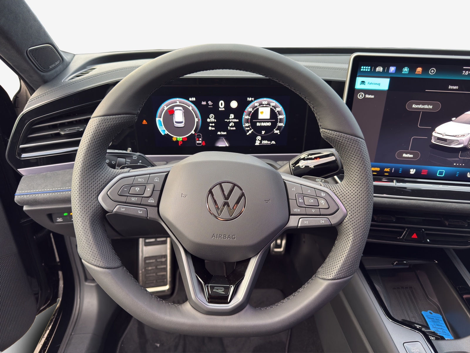 VW Passat Variant 2.0 TDI evo R-Line 4 Motion DSG-image-9