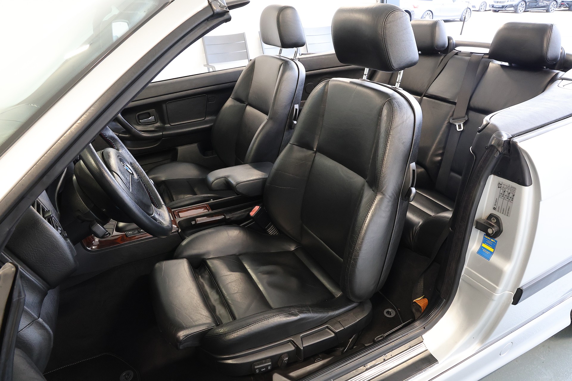 BMW M3 Cabrio *CH-Fahrzeug* *Frisch ab MFK*-image-8