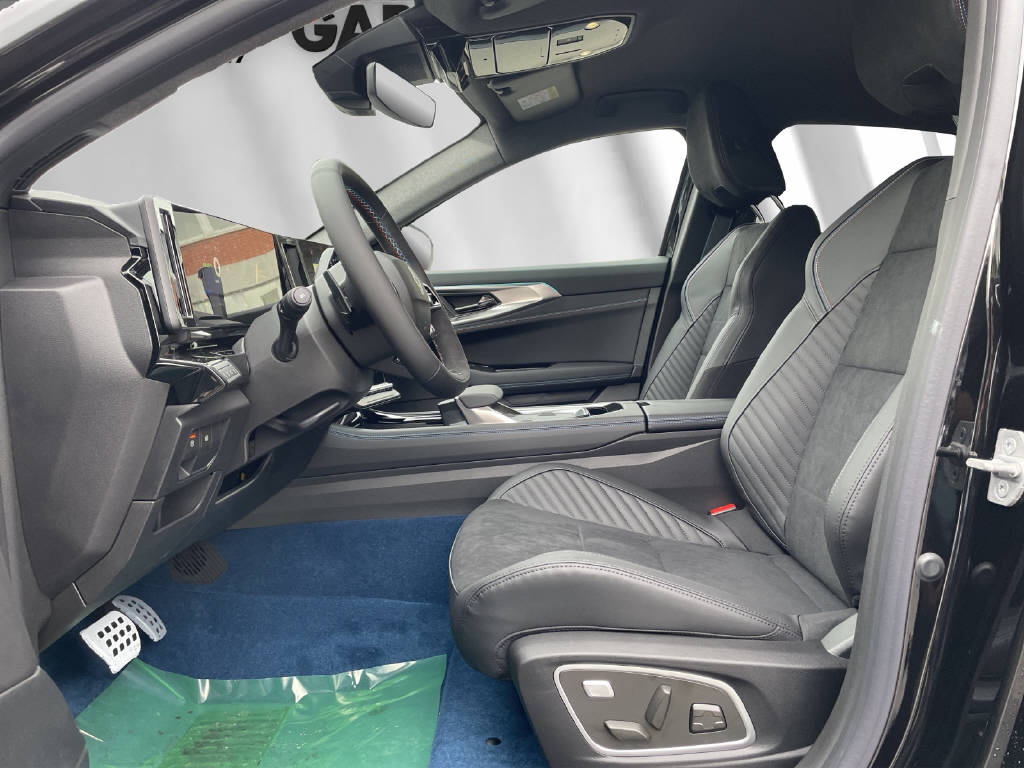 RENAULT Rafale 1.2 E-Tech Plug-in Atelier Alpine-image-3