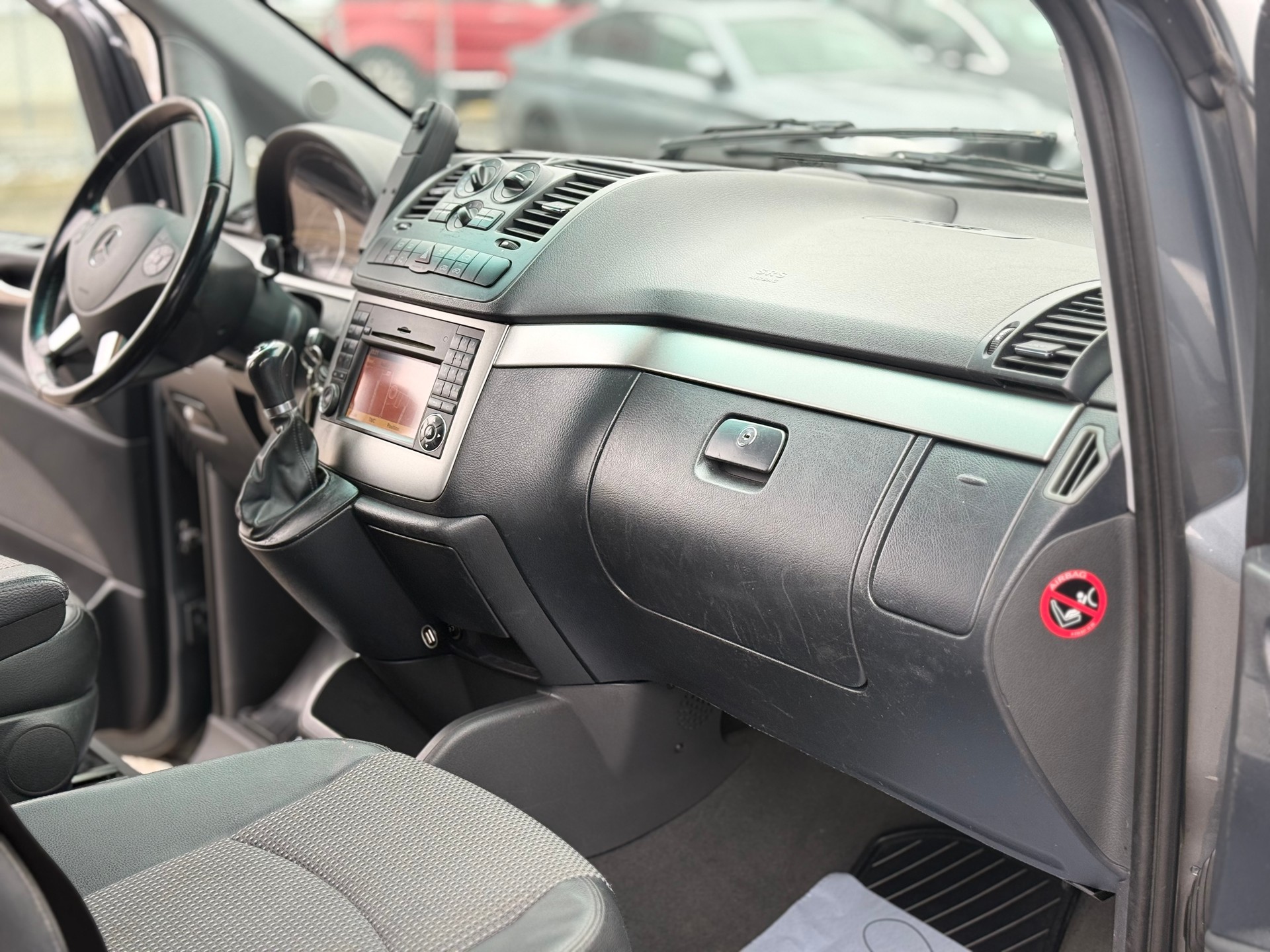 MERCEDES-BENZ Viano 2.2 CDI Blue Efficiency Trend L-image-6