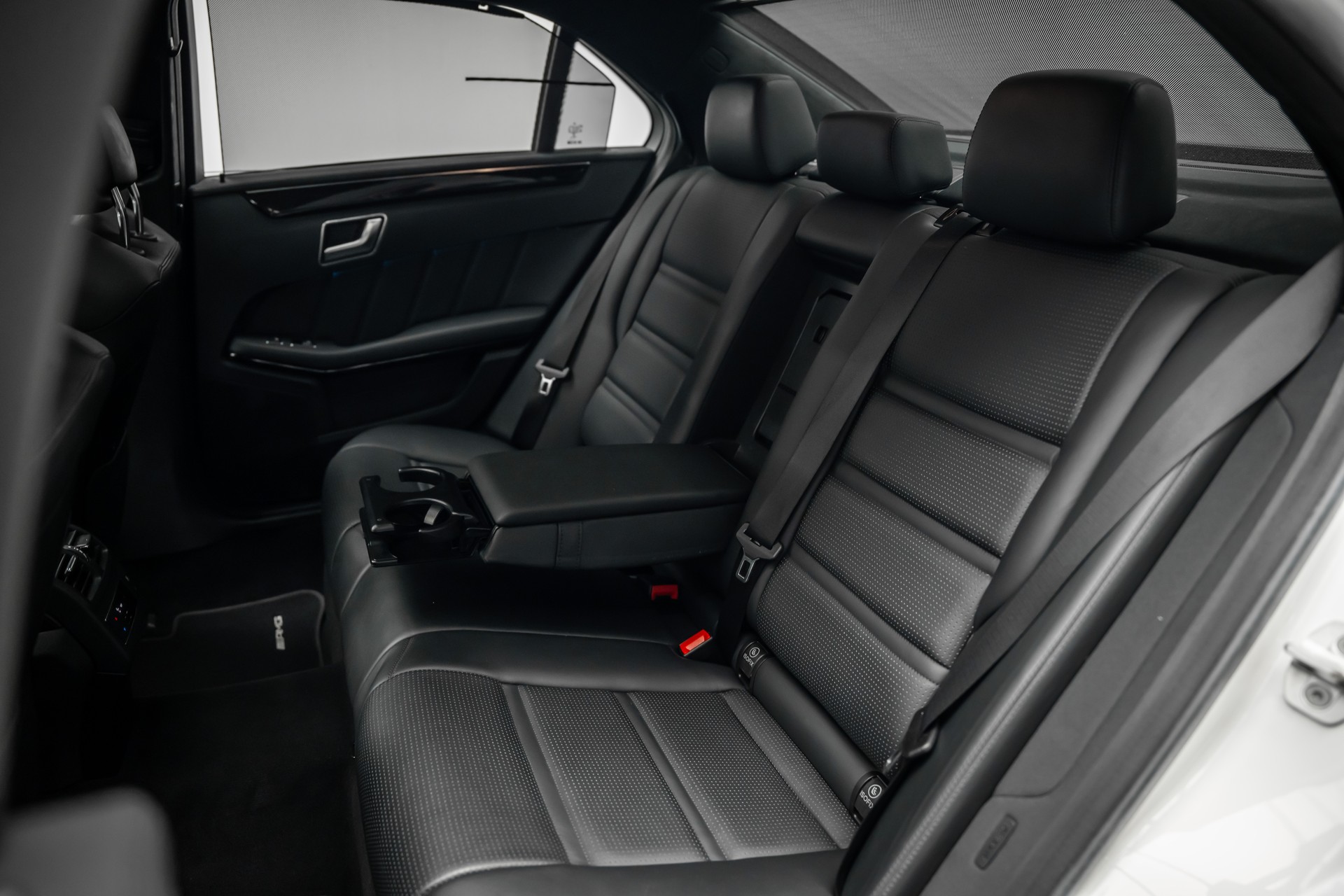 MERCEDES-BENZ * E 63 AMG 4Matic * 720PS * 1000NM * PP-PERFORMANCE * LEASING AB 416.- *-image-17