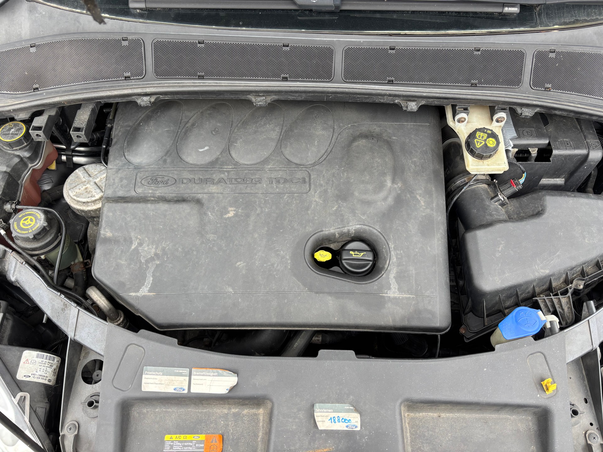 FORD S-Max 2.0 TDCi Titanium Automatic-image-13