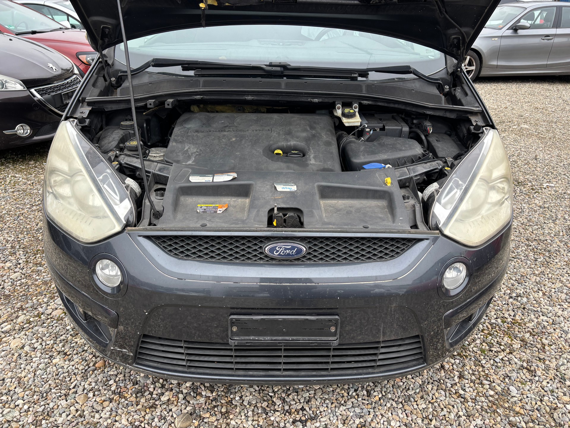FORD S-Max 2.0 TDCi Titanium Automatic-image-12