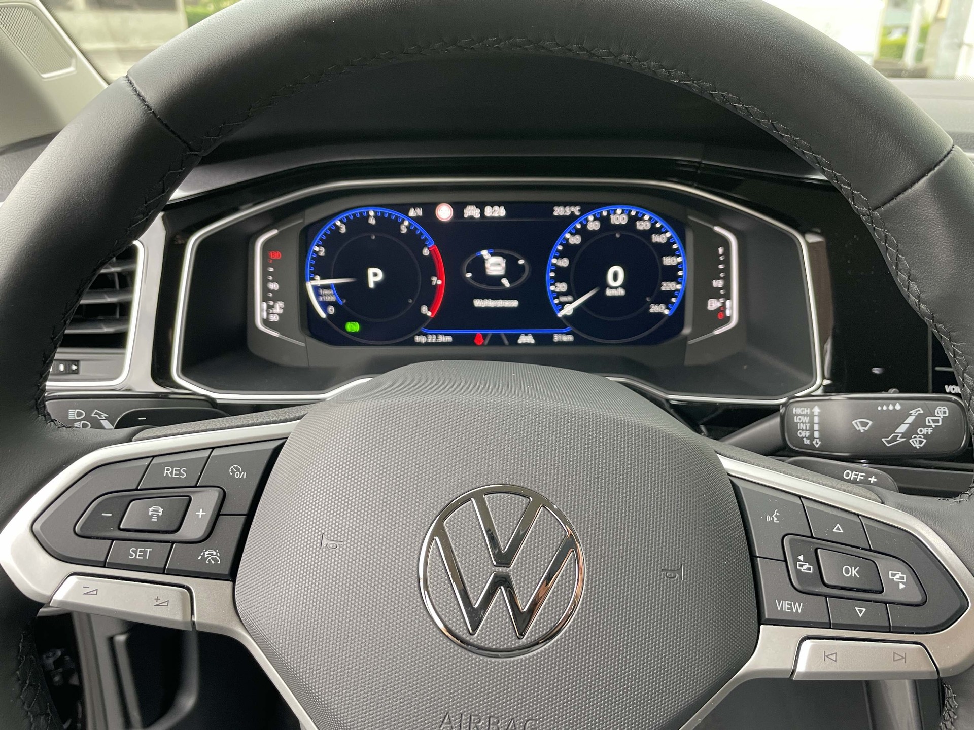 VW Polo 1.0 TSI Style DSG-image-8