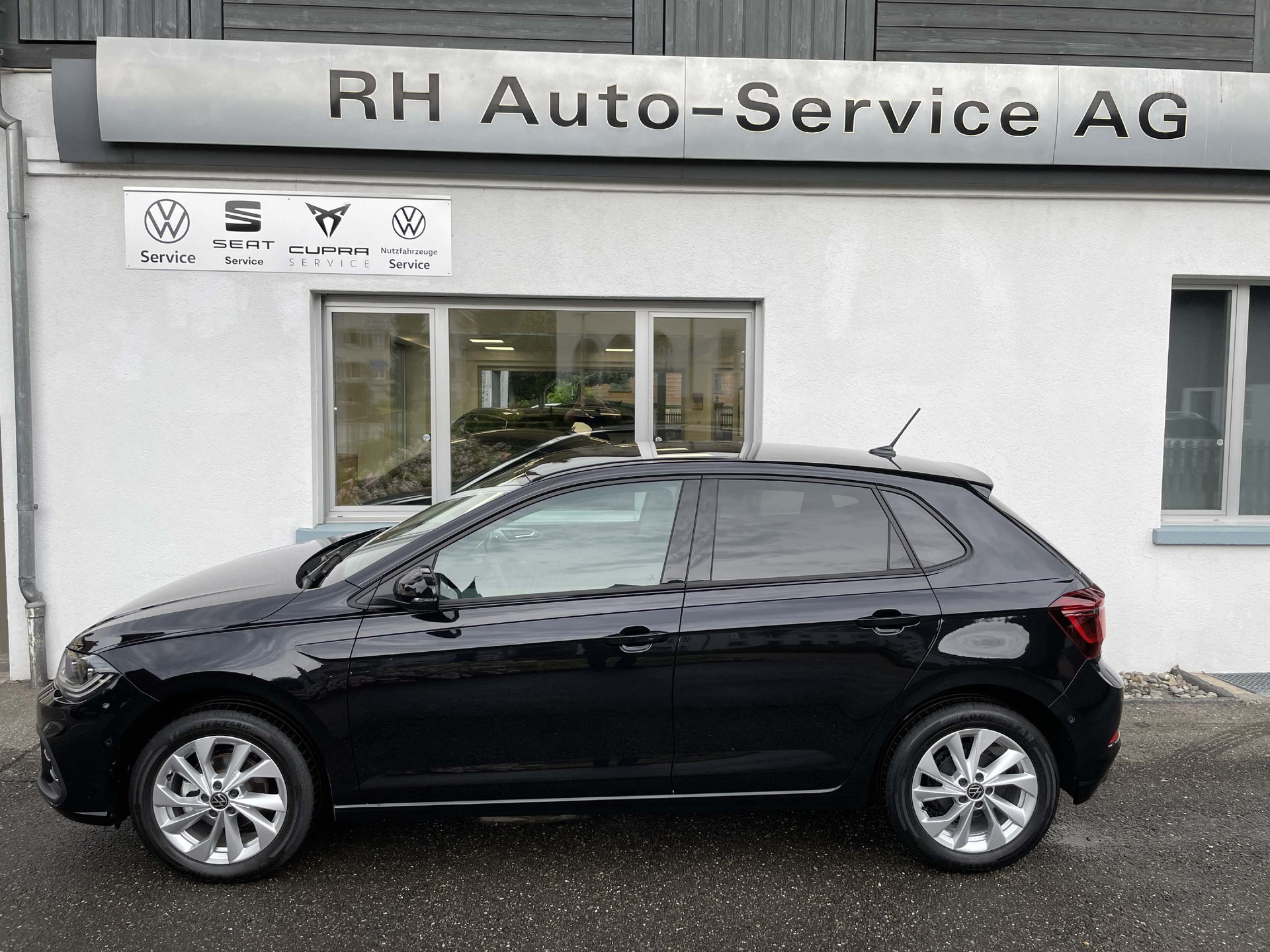 VW Polo 1.0 TSI Style DSG-image-2