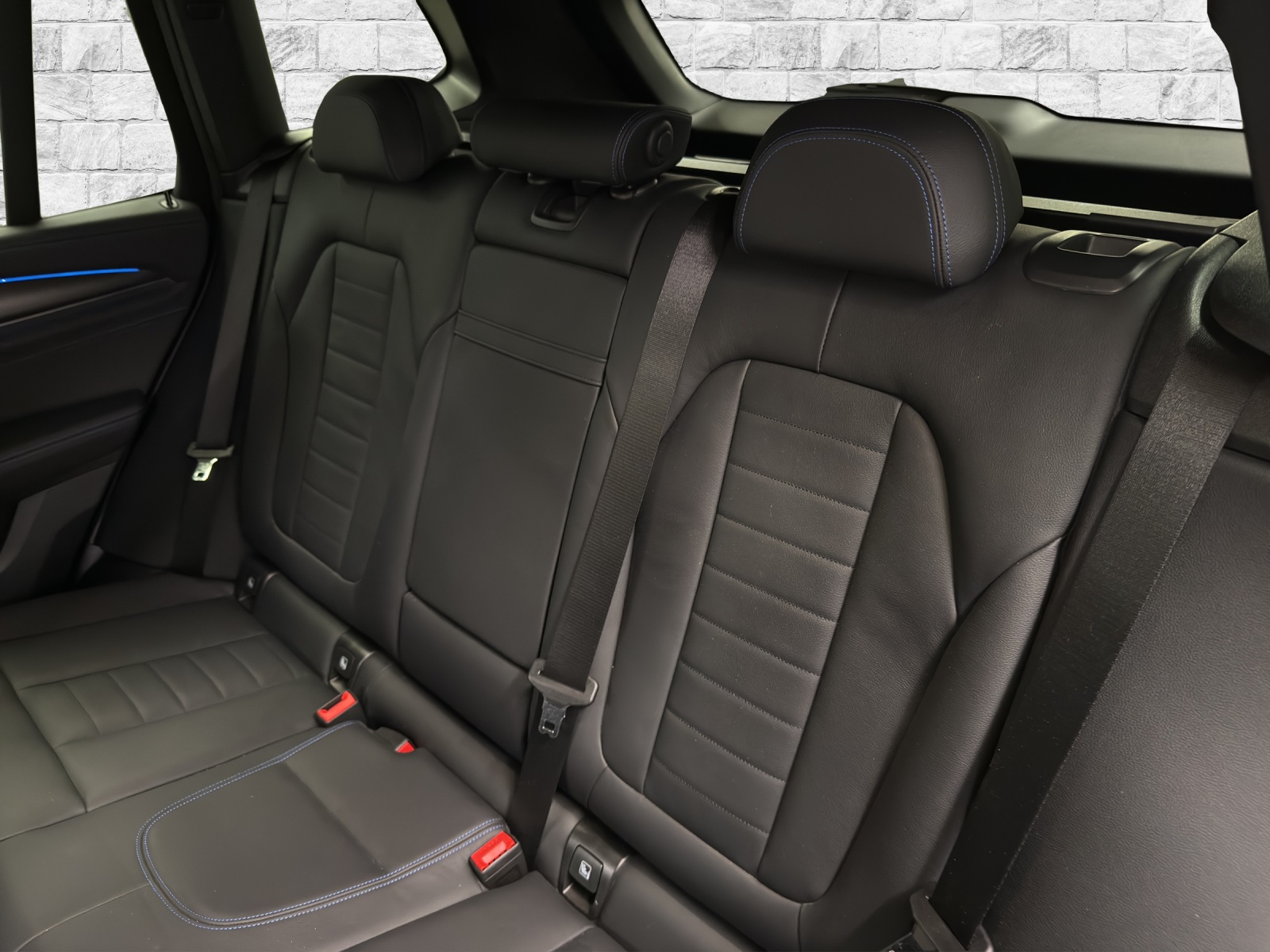 BMW iX3 Impressive-image-18