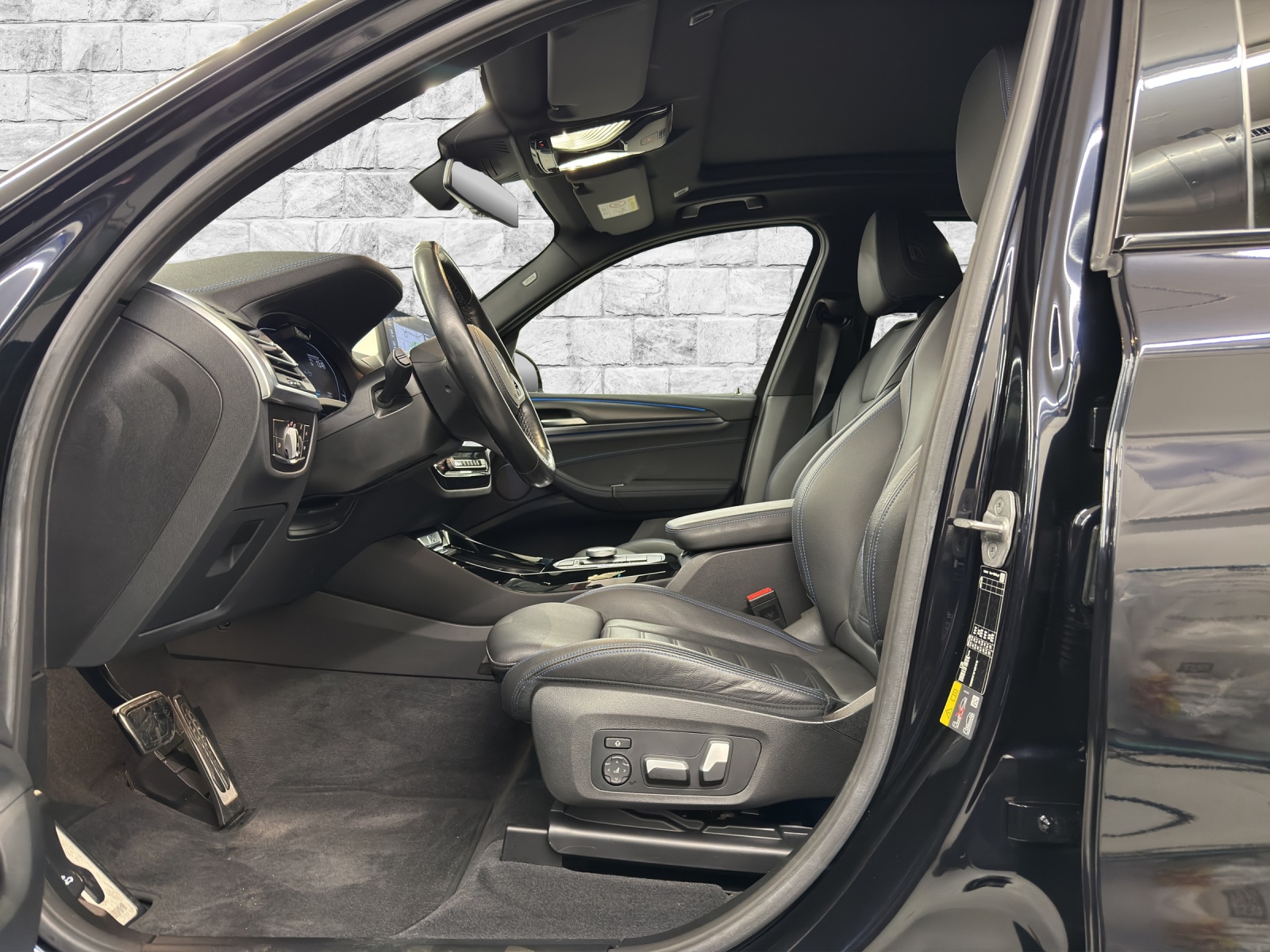 BMW iX3 Impressive-image-6