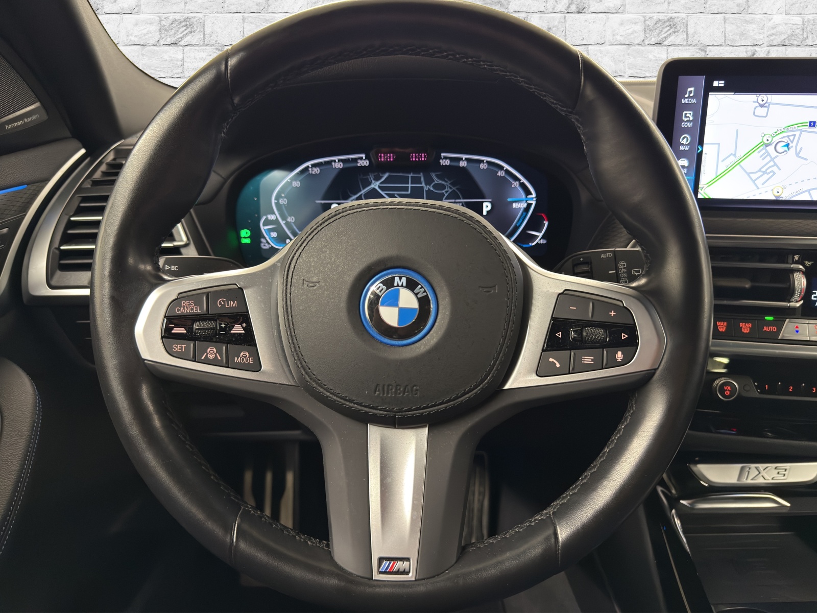 BMW iX3 Impressive-image-12