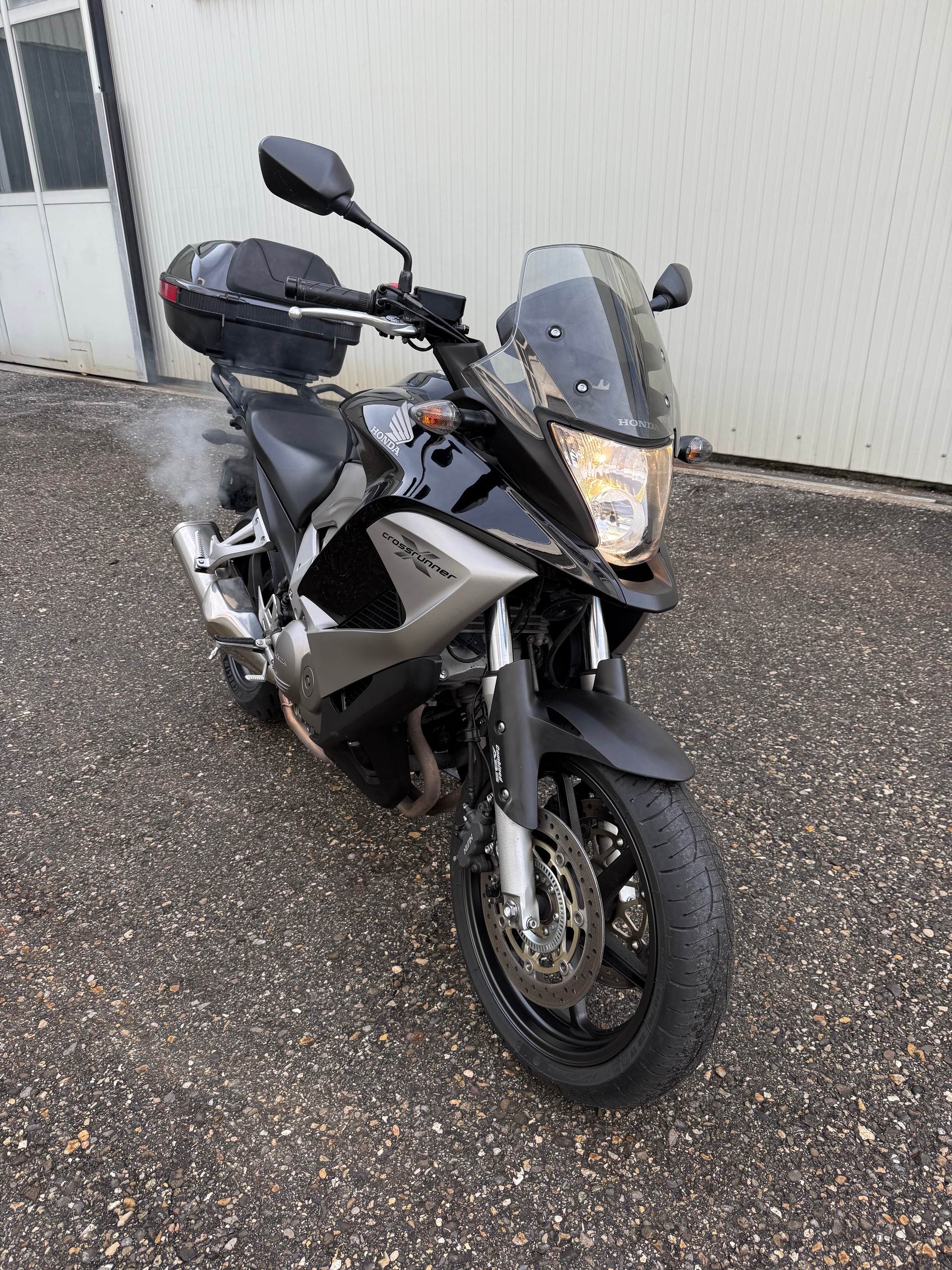HONDA VFR 800 XA Crossrunner-image-2