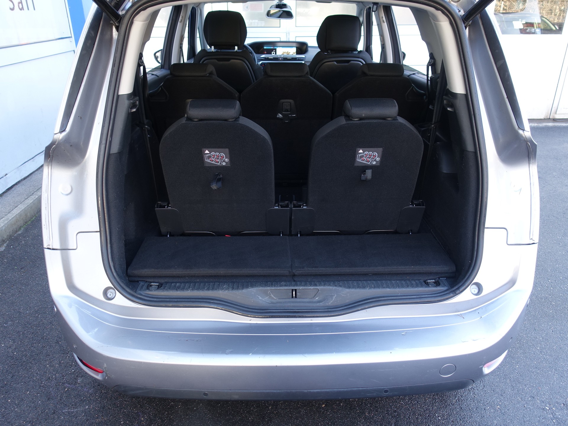 CITROEN C4 Spacetourer 2.0 BlueHDi Shine EAT8-image-17