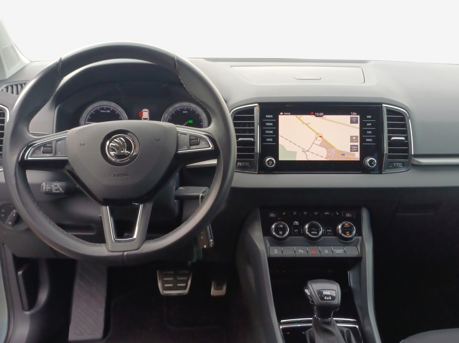 SKODA Karoq 2.0 TDI CR Smile 4x4 DSG-image-8