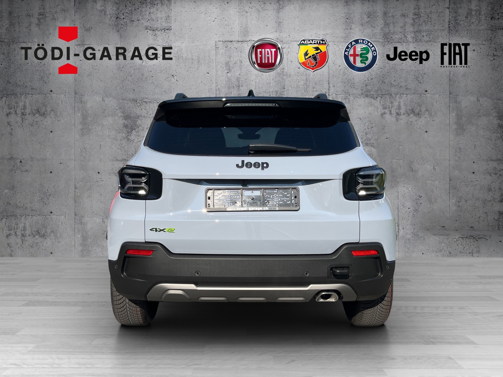 JEEP Avenger 1.2 MHEV The North Face 4xe-image-4