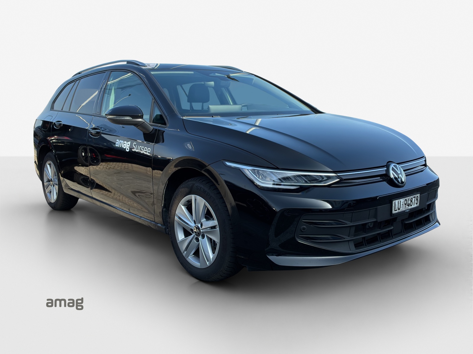 VW Golf Variant 2.0 TDI Life DSG-image-5