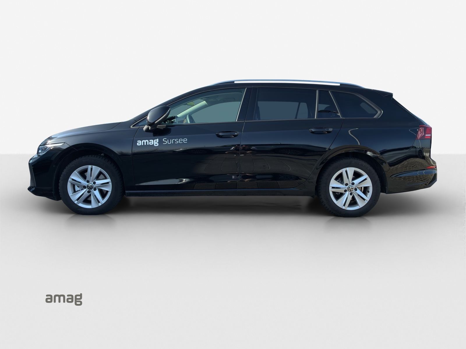 VW Golf Variant 2.0 TDI Life DSG-image-1