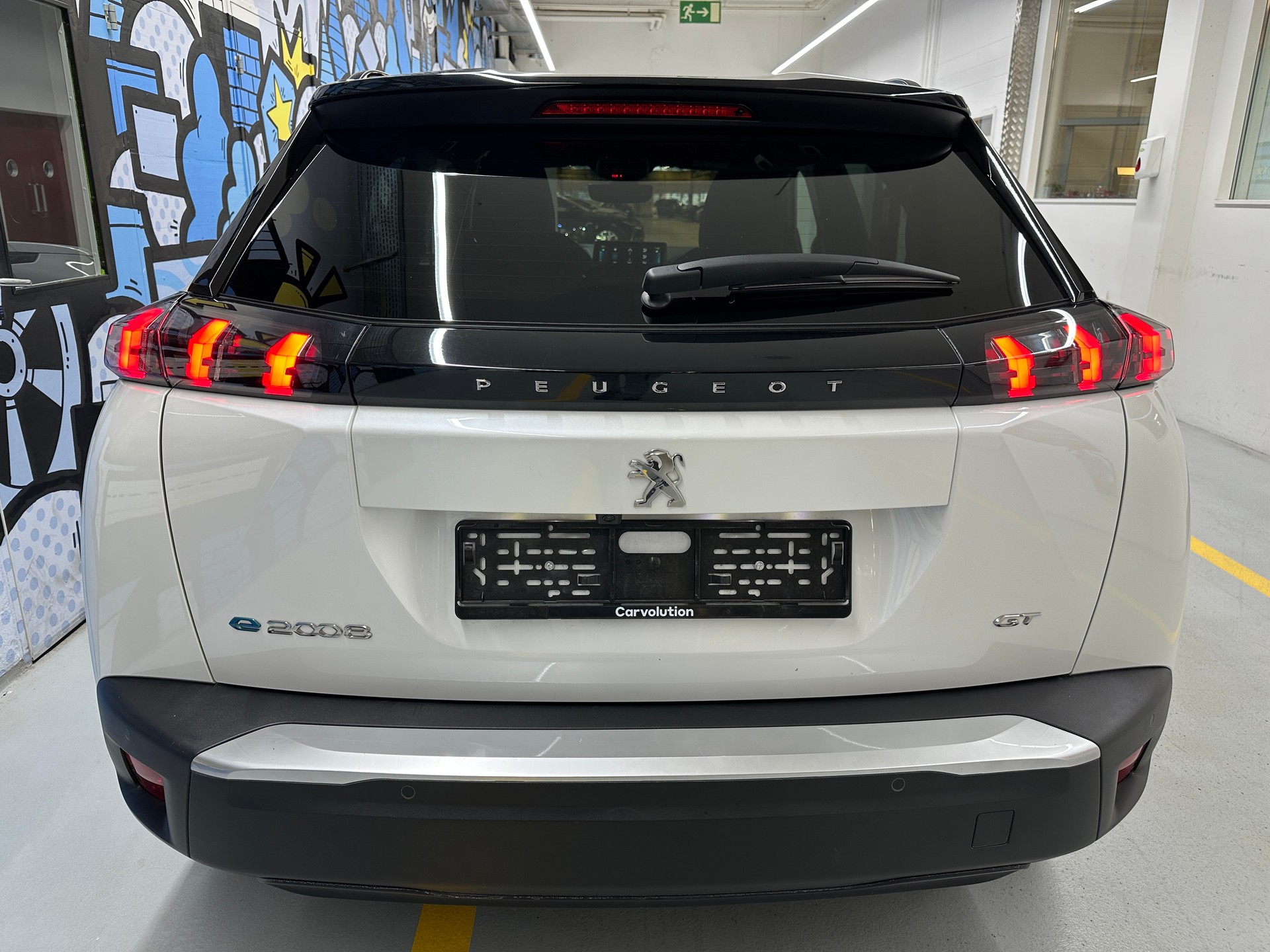 PEUGEOT 2008 e GT Pack-image-4